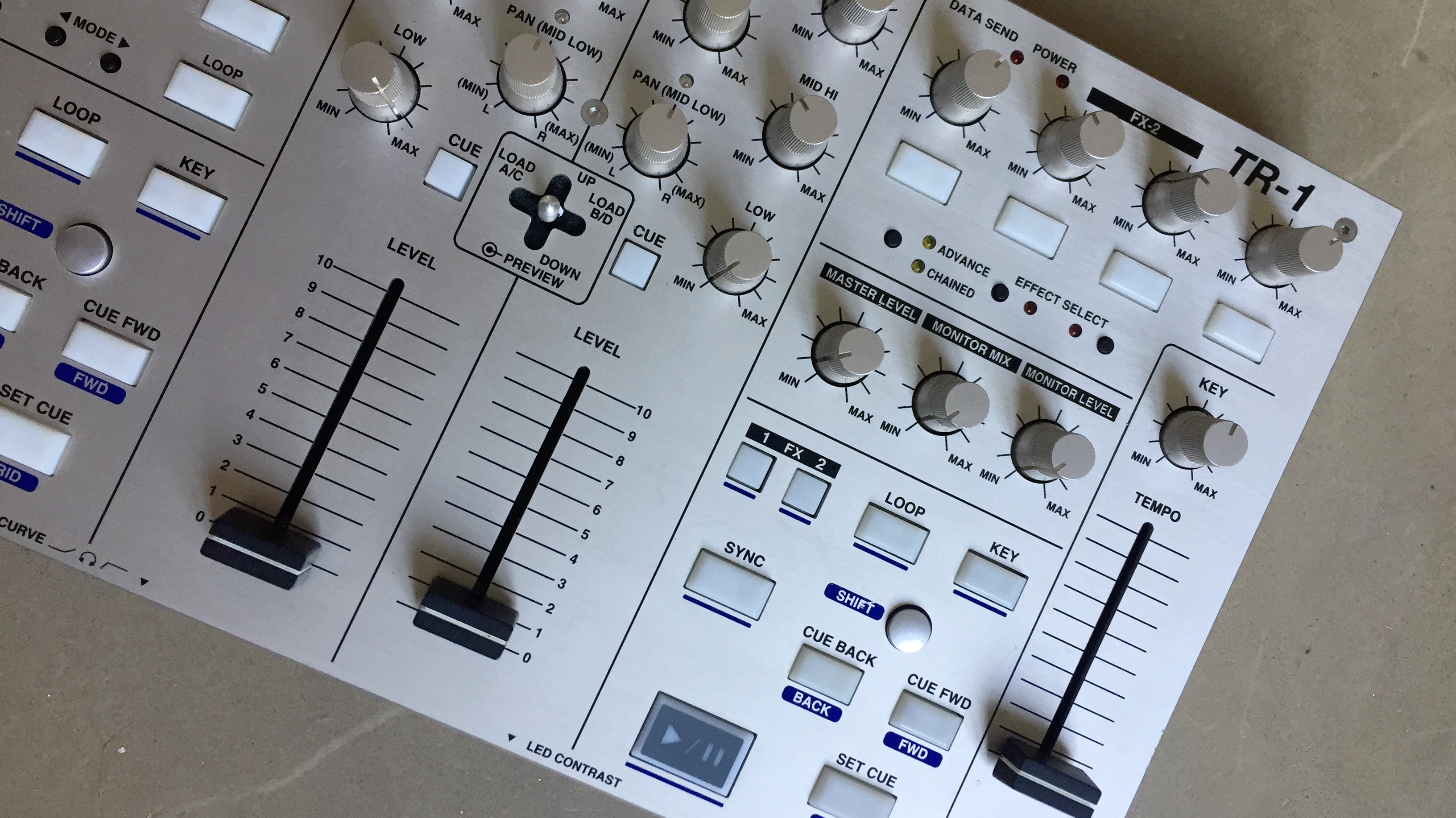 TR-1 - Vestax TR-1 - Audiofanzine