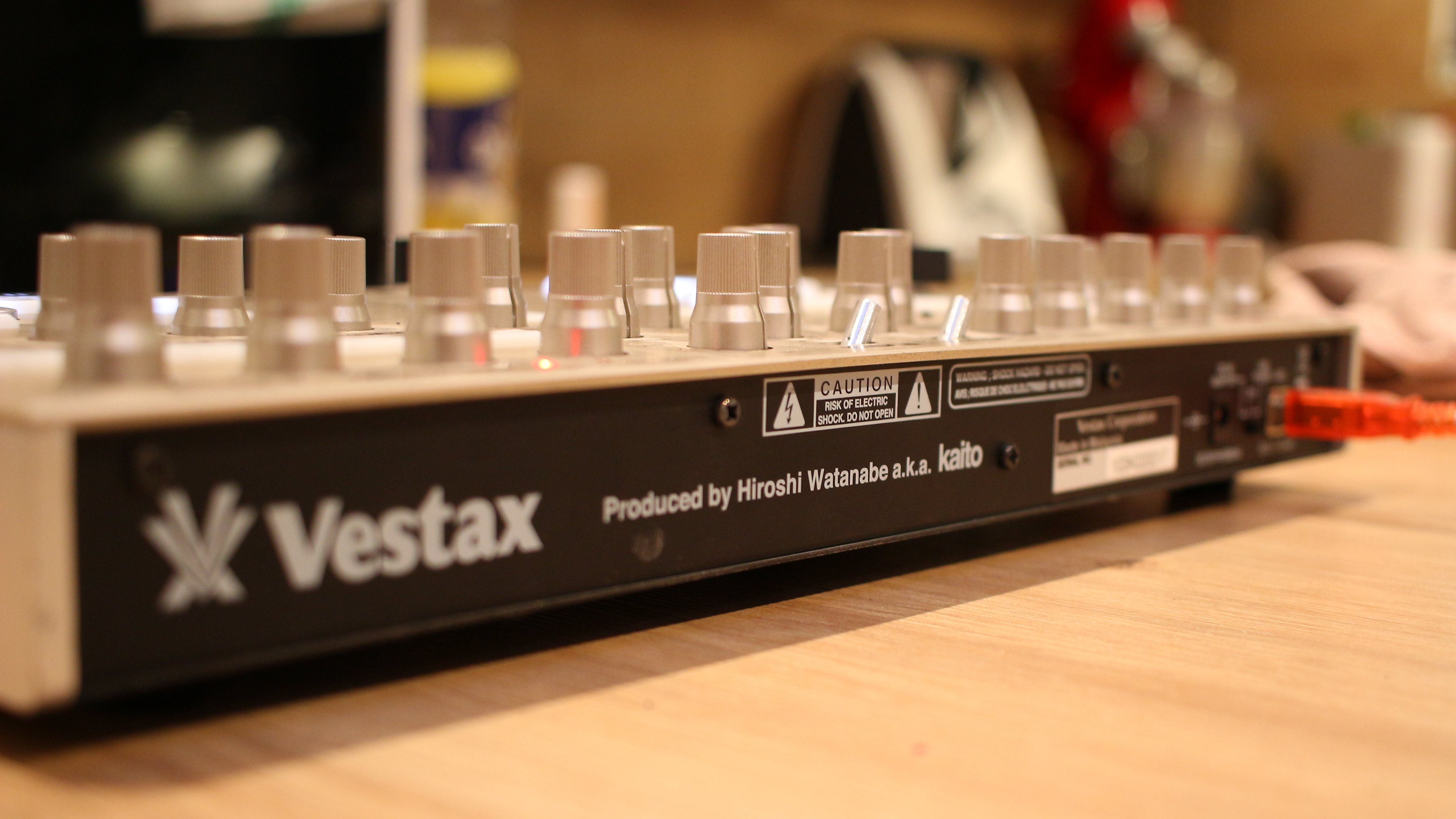 ○日本正規品○ 【Ta2】Vestax MIDI コントローラー TR-1MKⅡ DTM/DAW