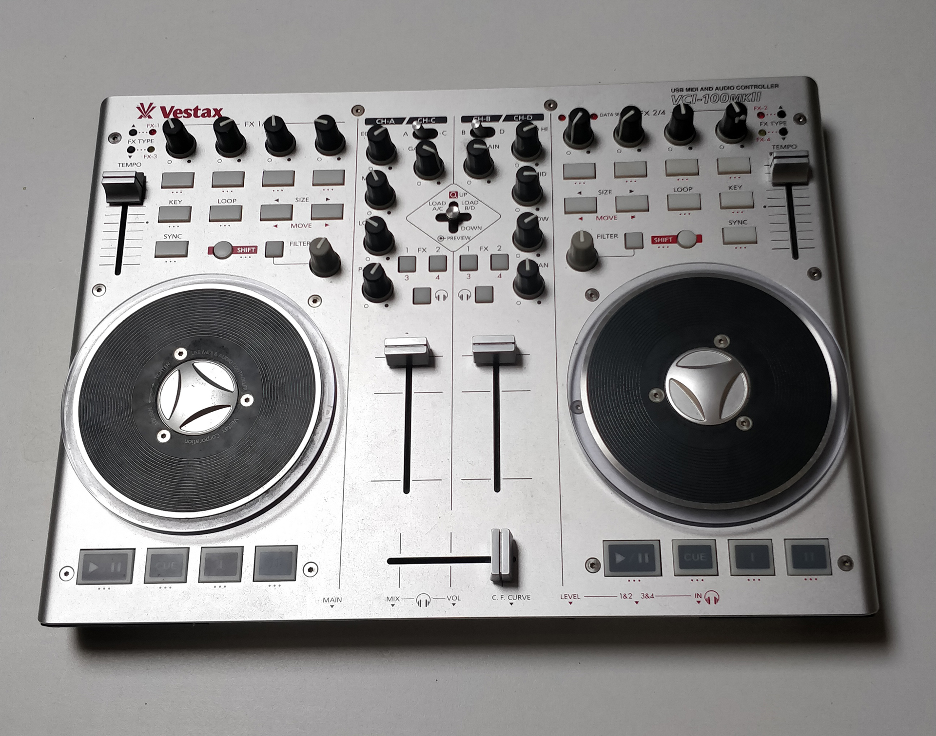 Vestax VCI-100MK2 DJコントローラー - 器材