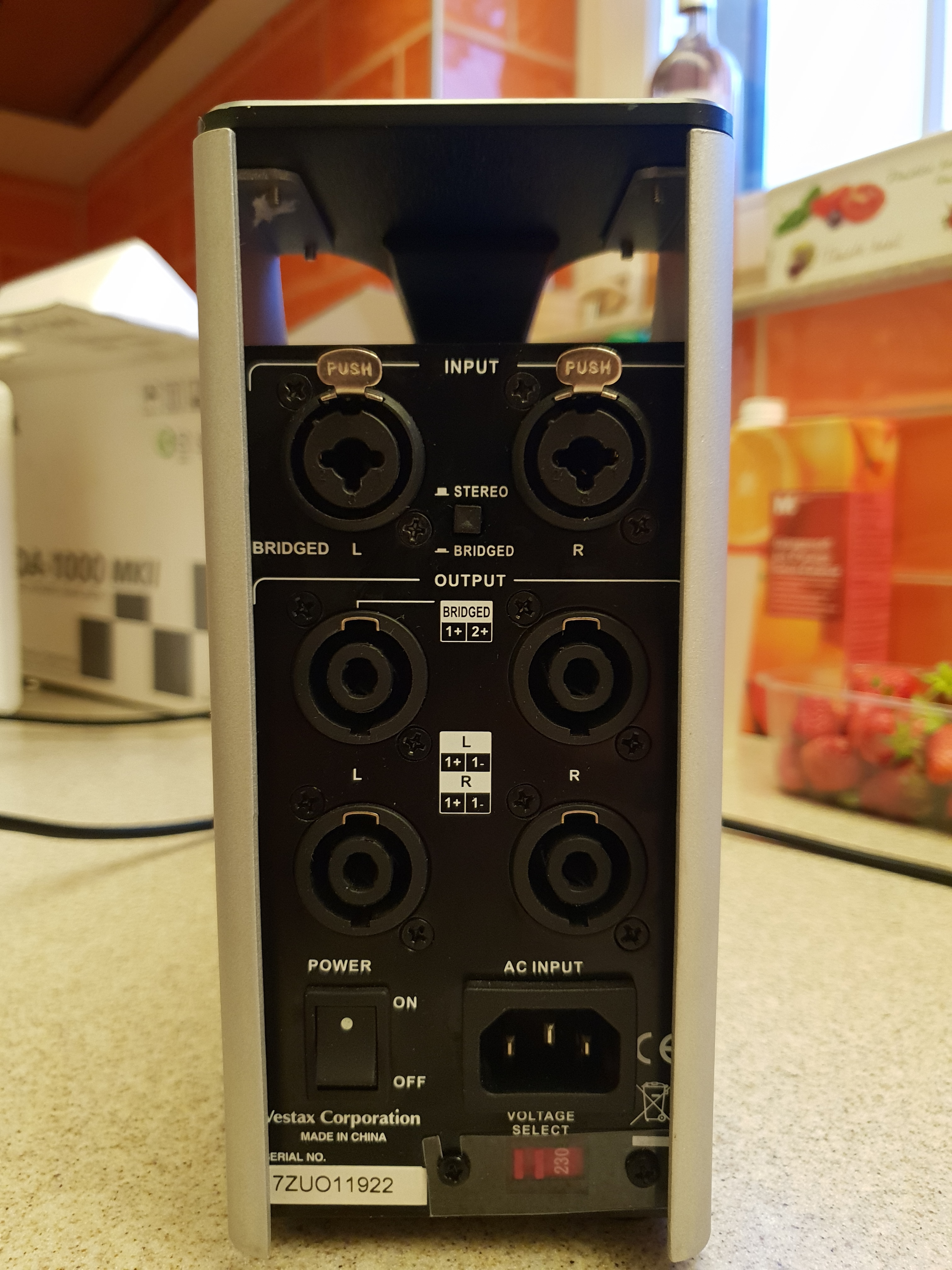 VDA1000 - Vestax VDA1000 - Audiofanzine