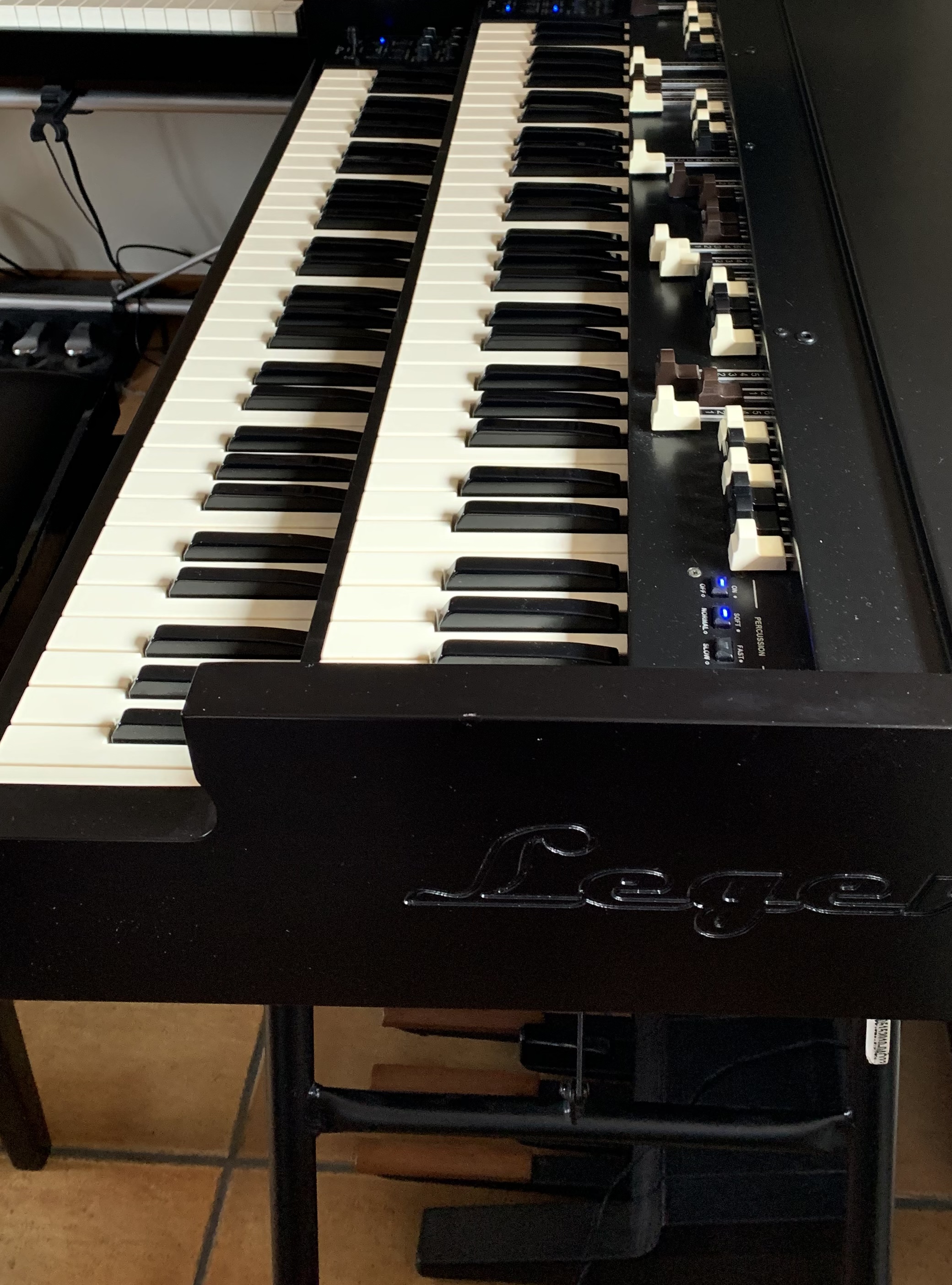 Legend Live Viscount Legend Live Audiofanzine