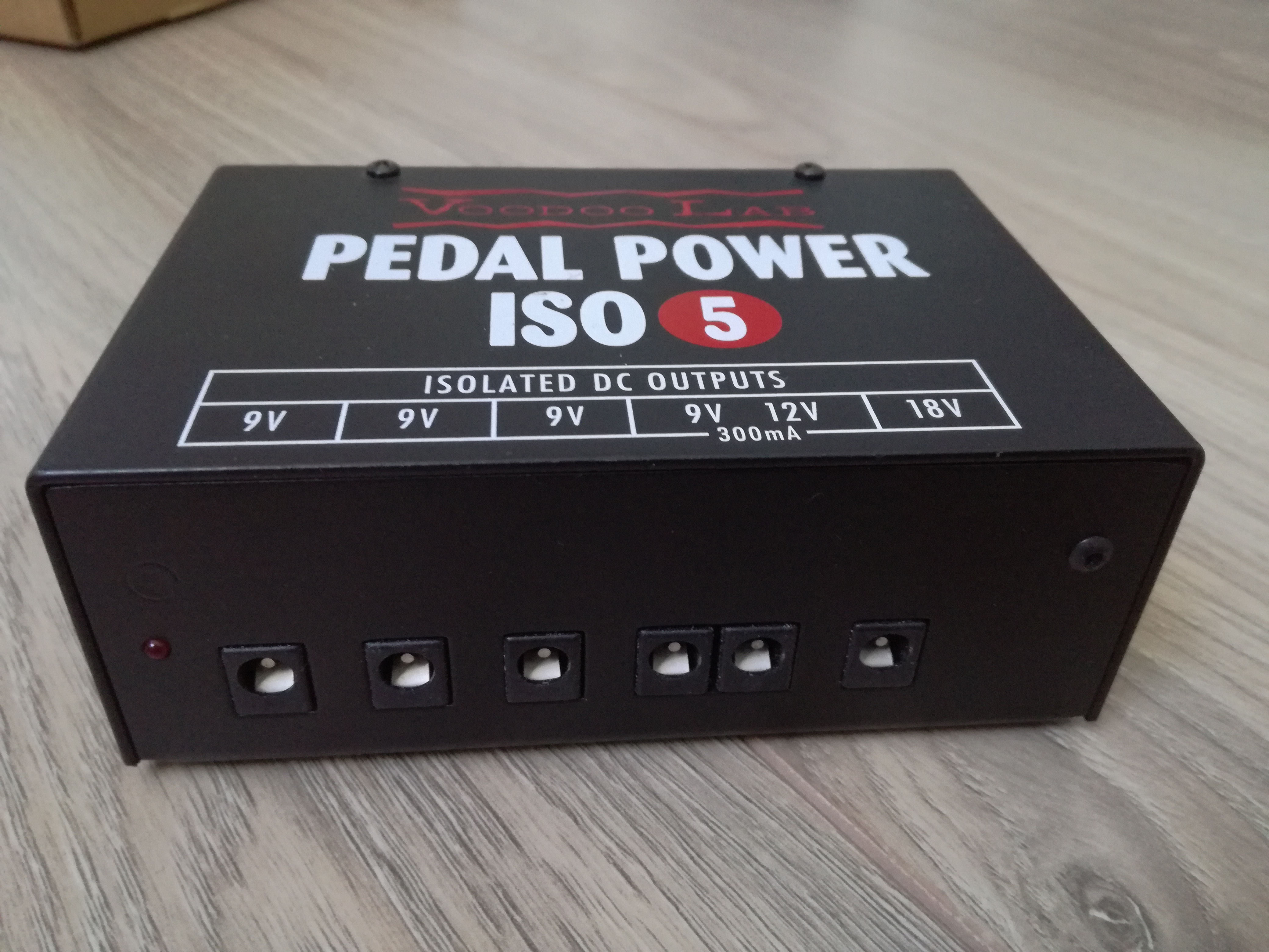 Voodoo Lab Pedal Power ISO-5 image (#2049927) - Audiofanzine