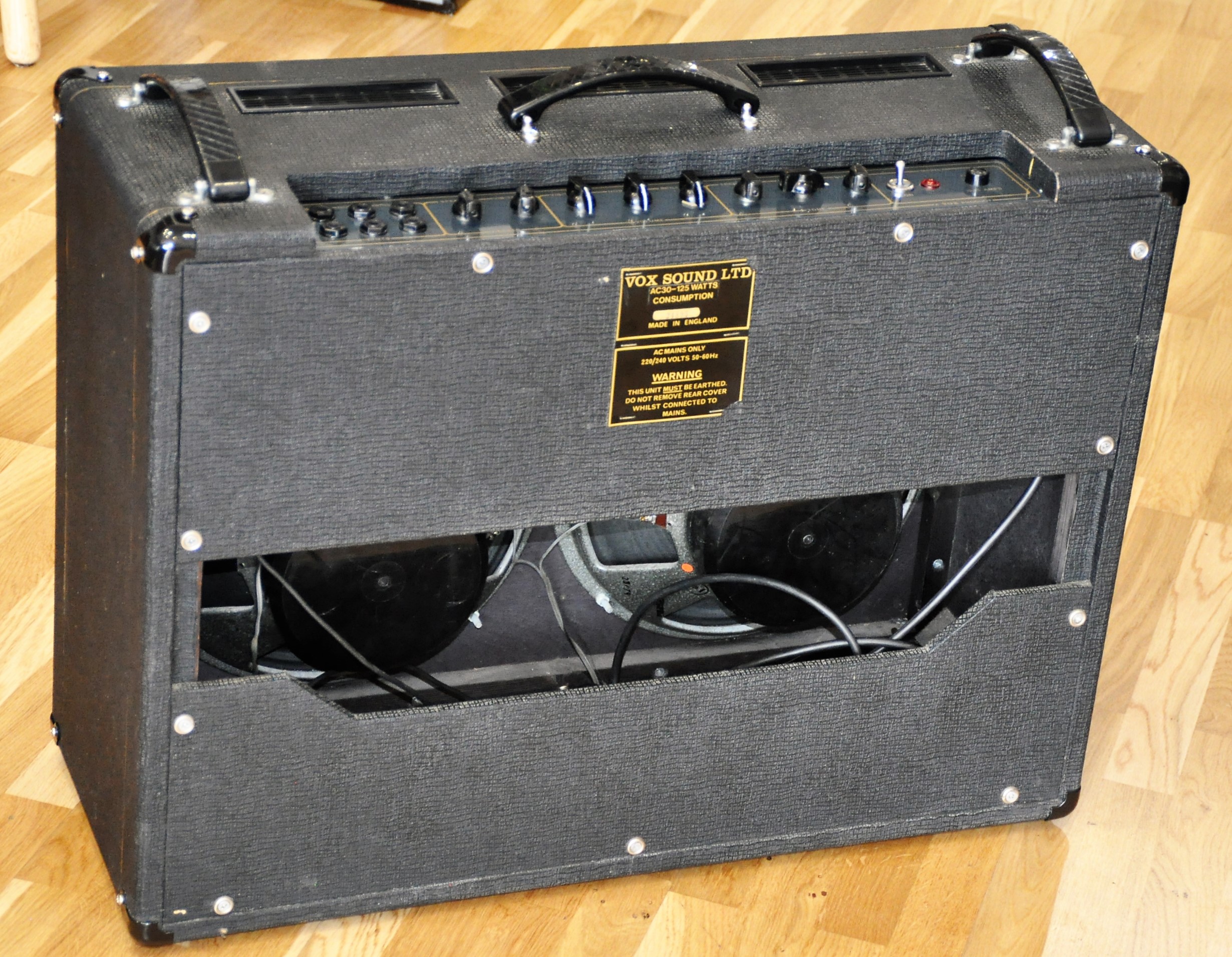 Vox AC30 Top Boost Vintage Image 1813092 Audiofanzine vox-ac30-top-boost-vintage-image-1813092-audiofanzine