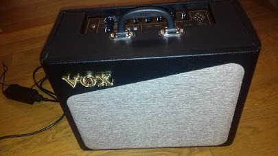 AV15 - Vox AV15 - Audiofanzine