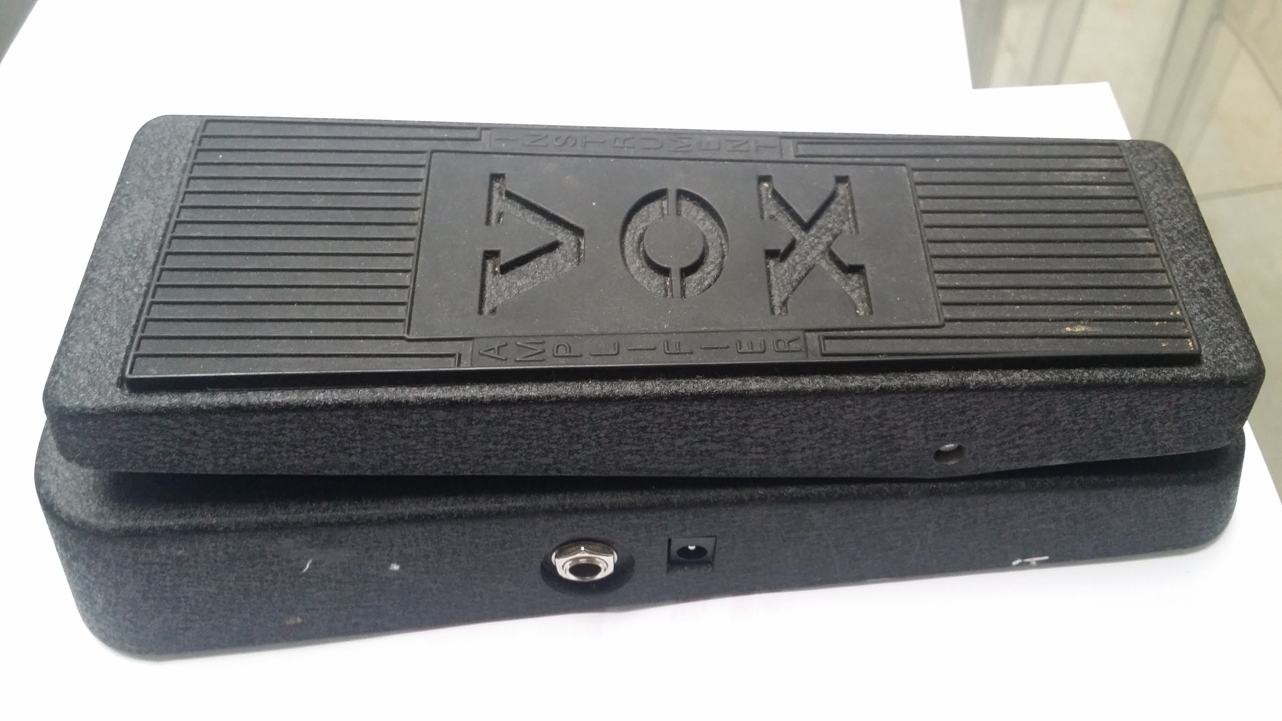 Photo Vox V845 Wah Wah Pedal Vox V845 Wah Wah Pedal 83464 1631601