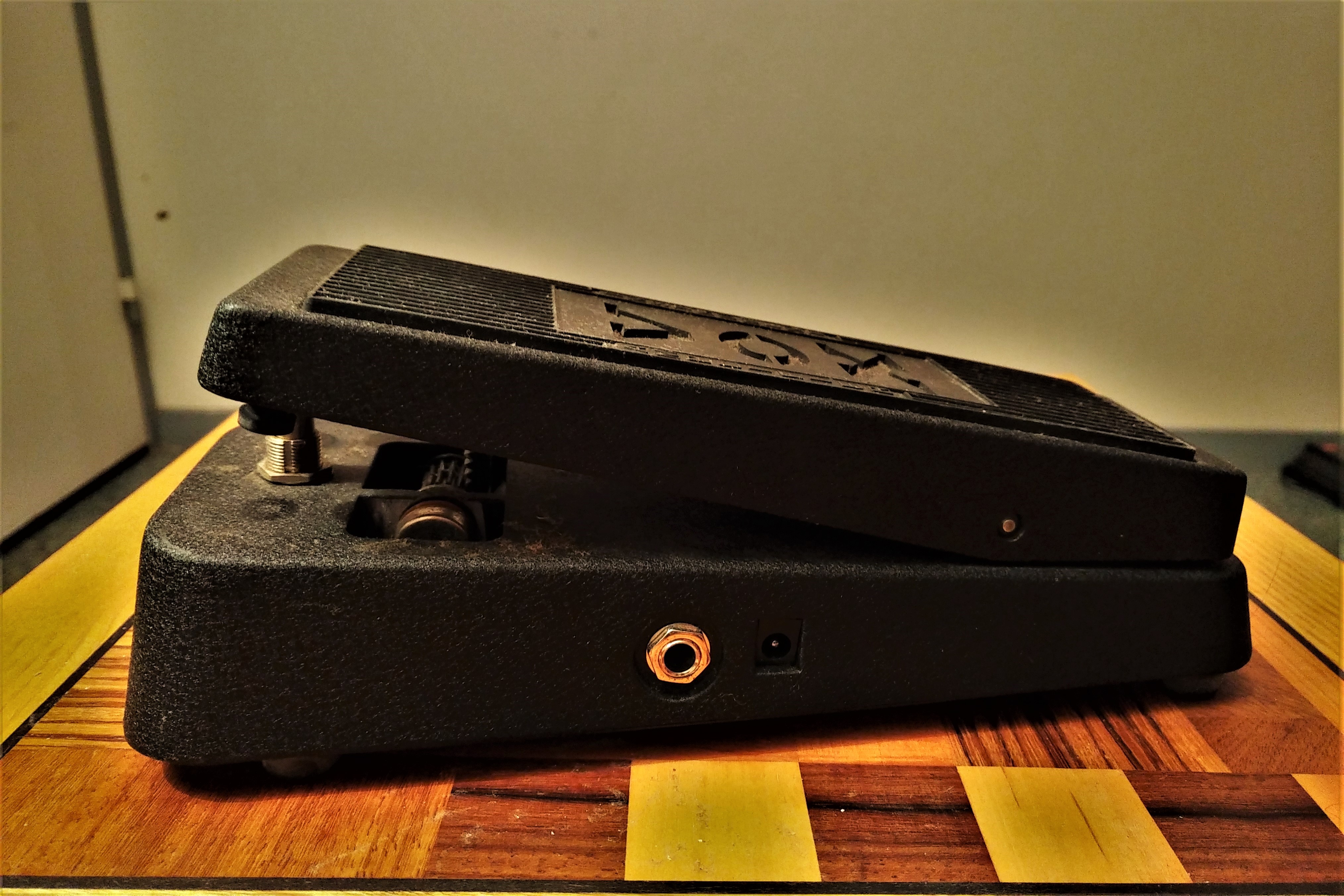 Vox V845 WahWah Pedal image (2096080) Audiofanzine