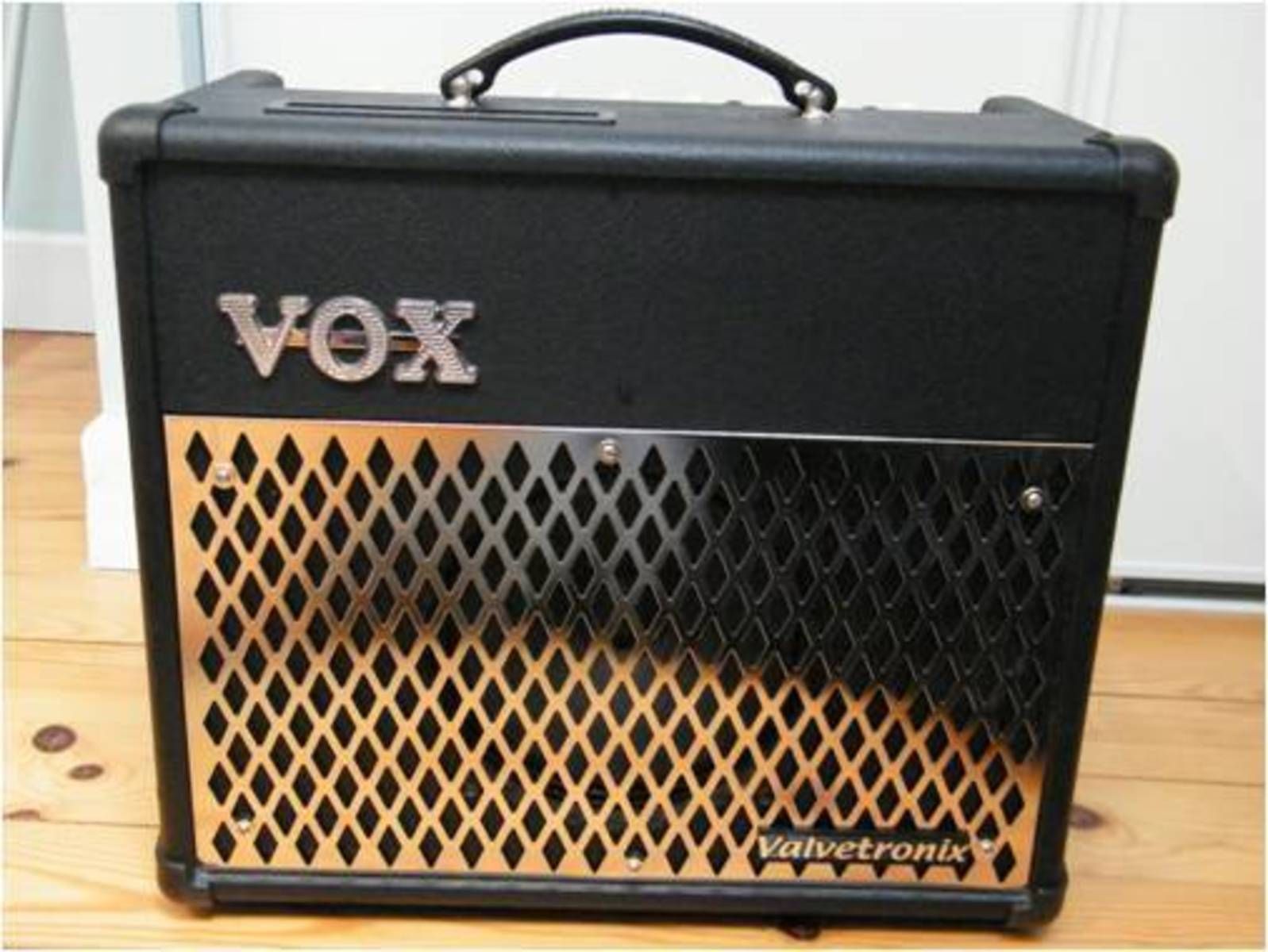 Photo Vox VT15 : Vox VT15 (43693) (#34417) - Audiofanzine