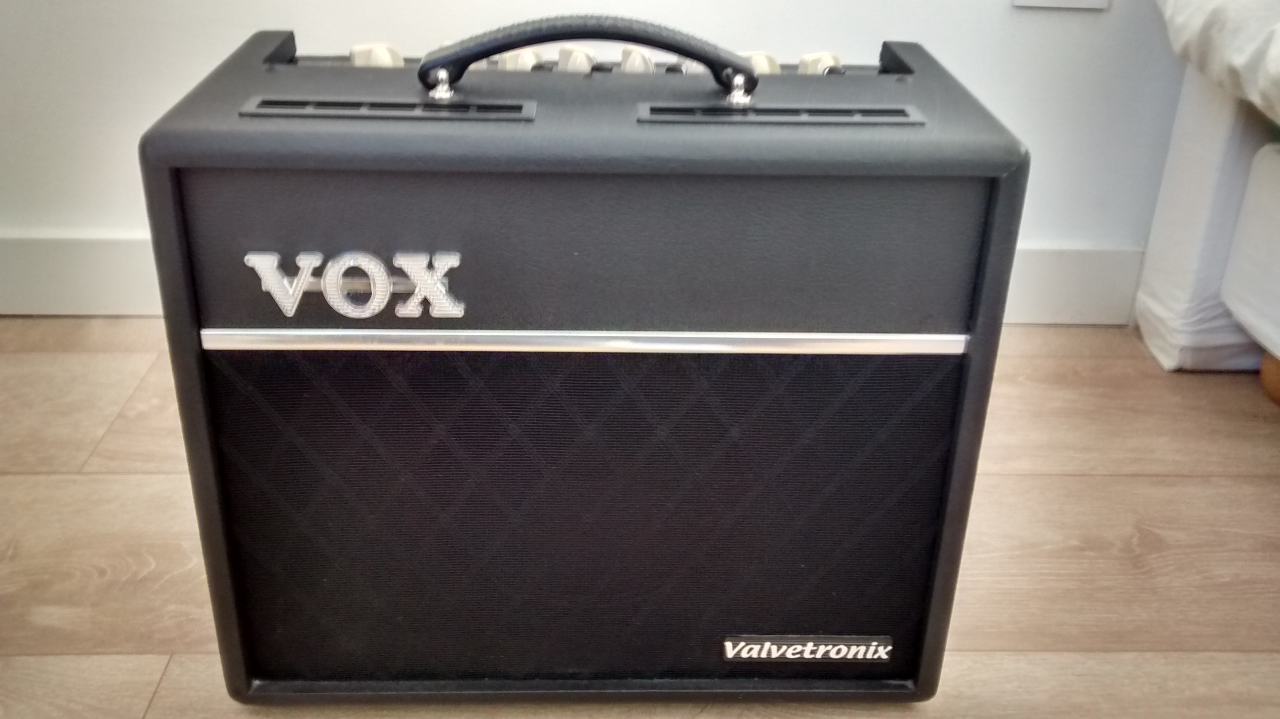 Photo Vox VT20+ : Vox VT20+ (82057) (#988943) - Audiofanzine