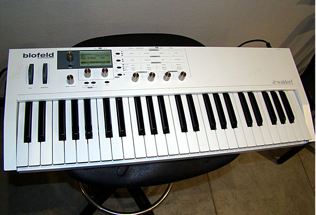 BLOFELD KEYBOARD Waldorf Blofeld Keyboard Audiofanzine
