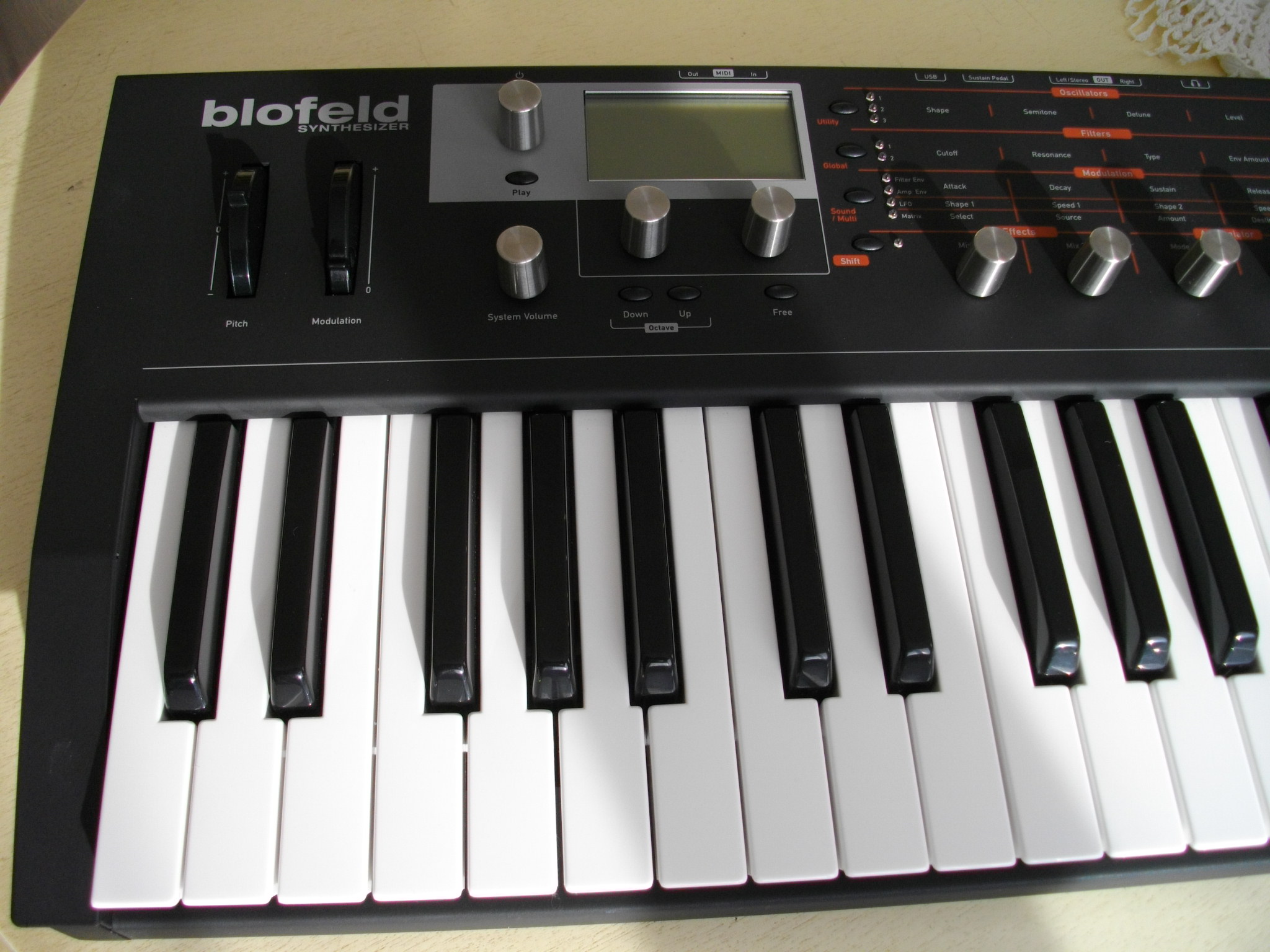 Waldorf Blofeld Keyboard - Audiofanzine