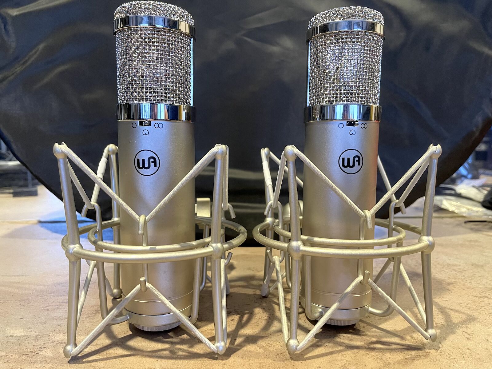 Micro Warm Audio WA47jr (Aquitaine) Audiofanzine