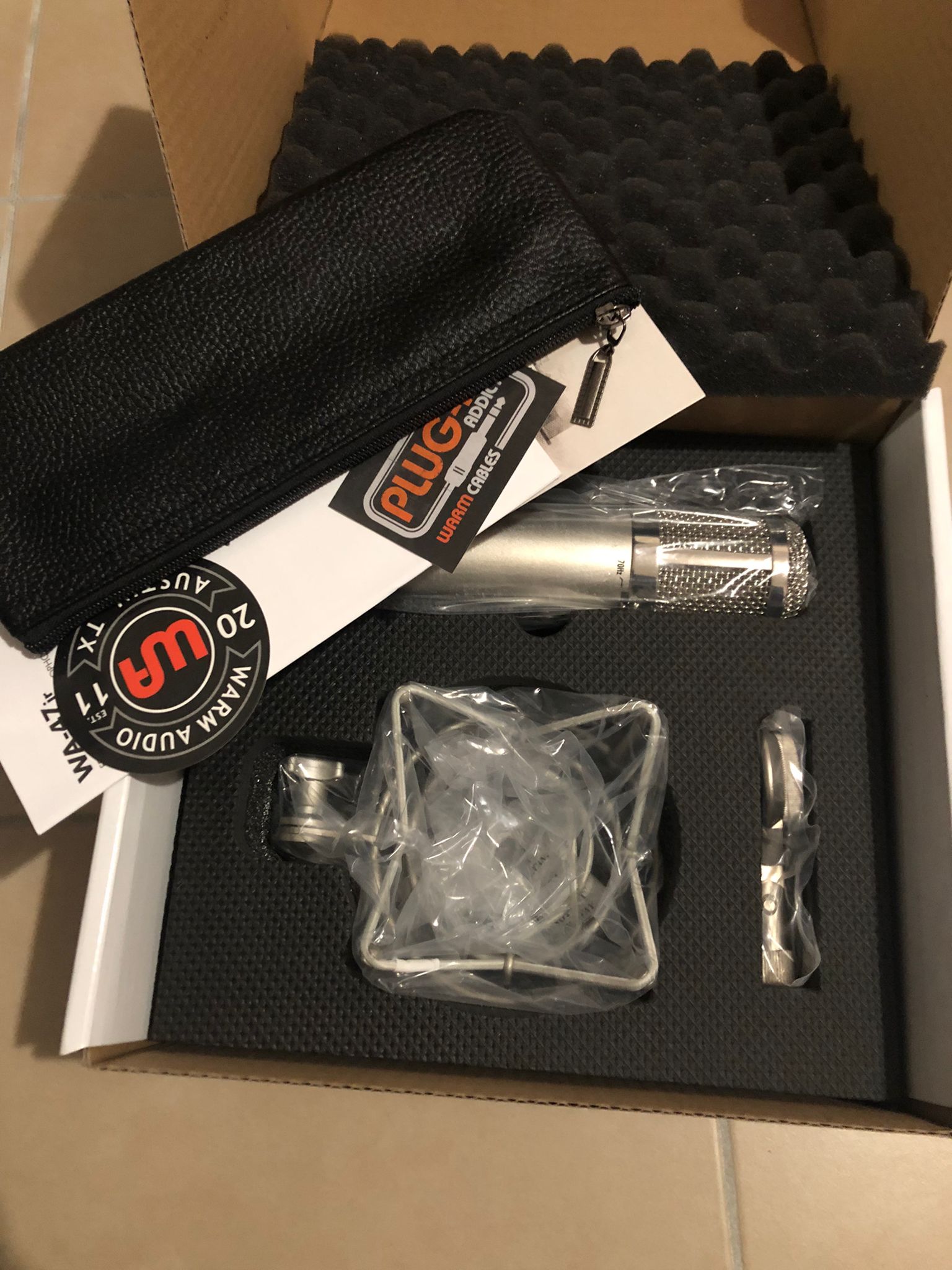 WA47jr Warm Audio WA47jr Audiofanzine