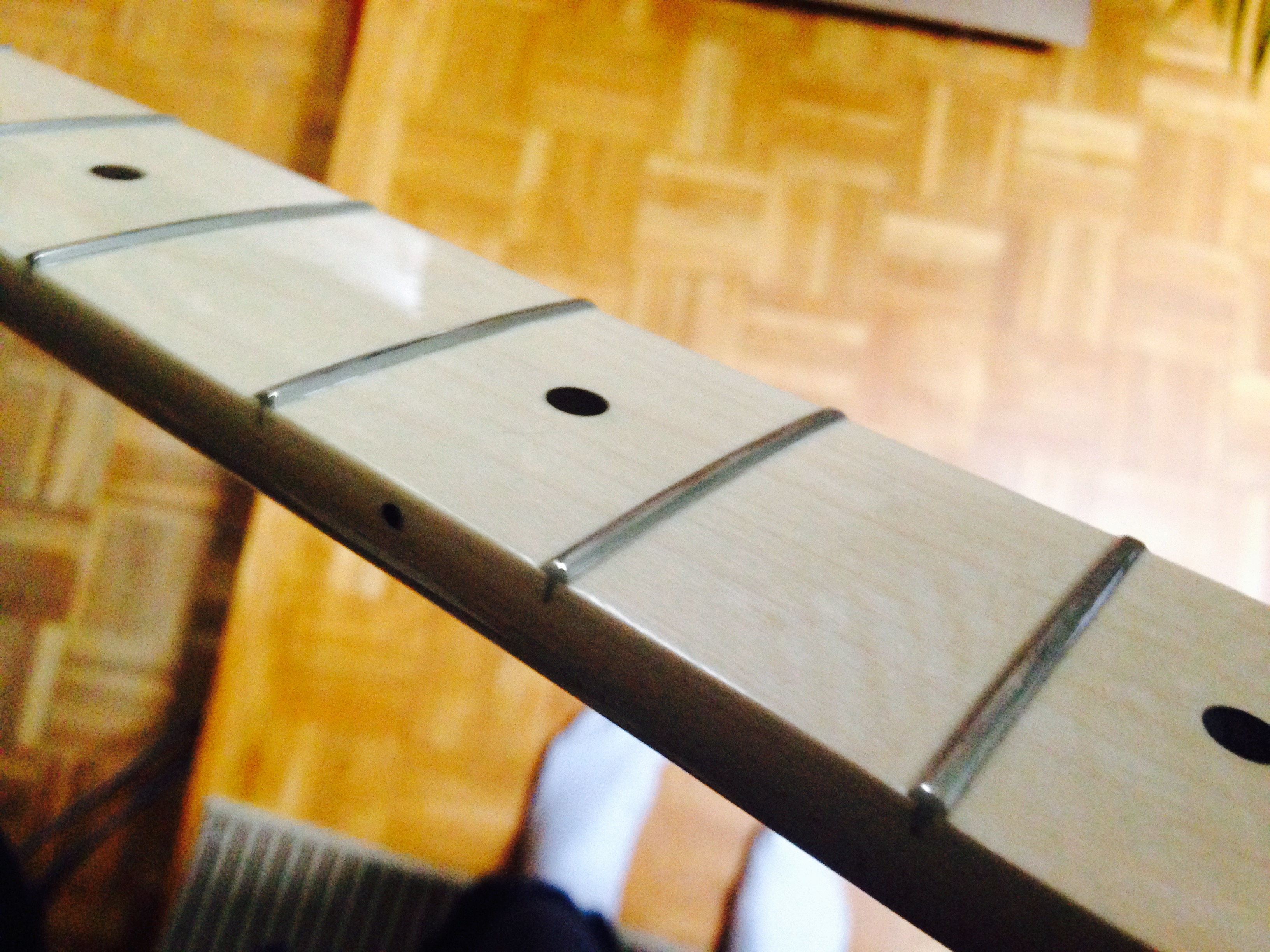 Warmoth Jazz Bass Neck image (995772) Audiofanzine