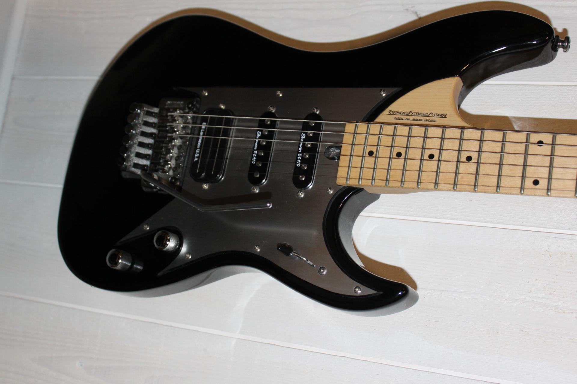 Photo Washburn N61 Washburn N61 (93094) (1997046) Audiofanzine