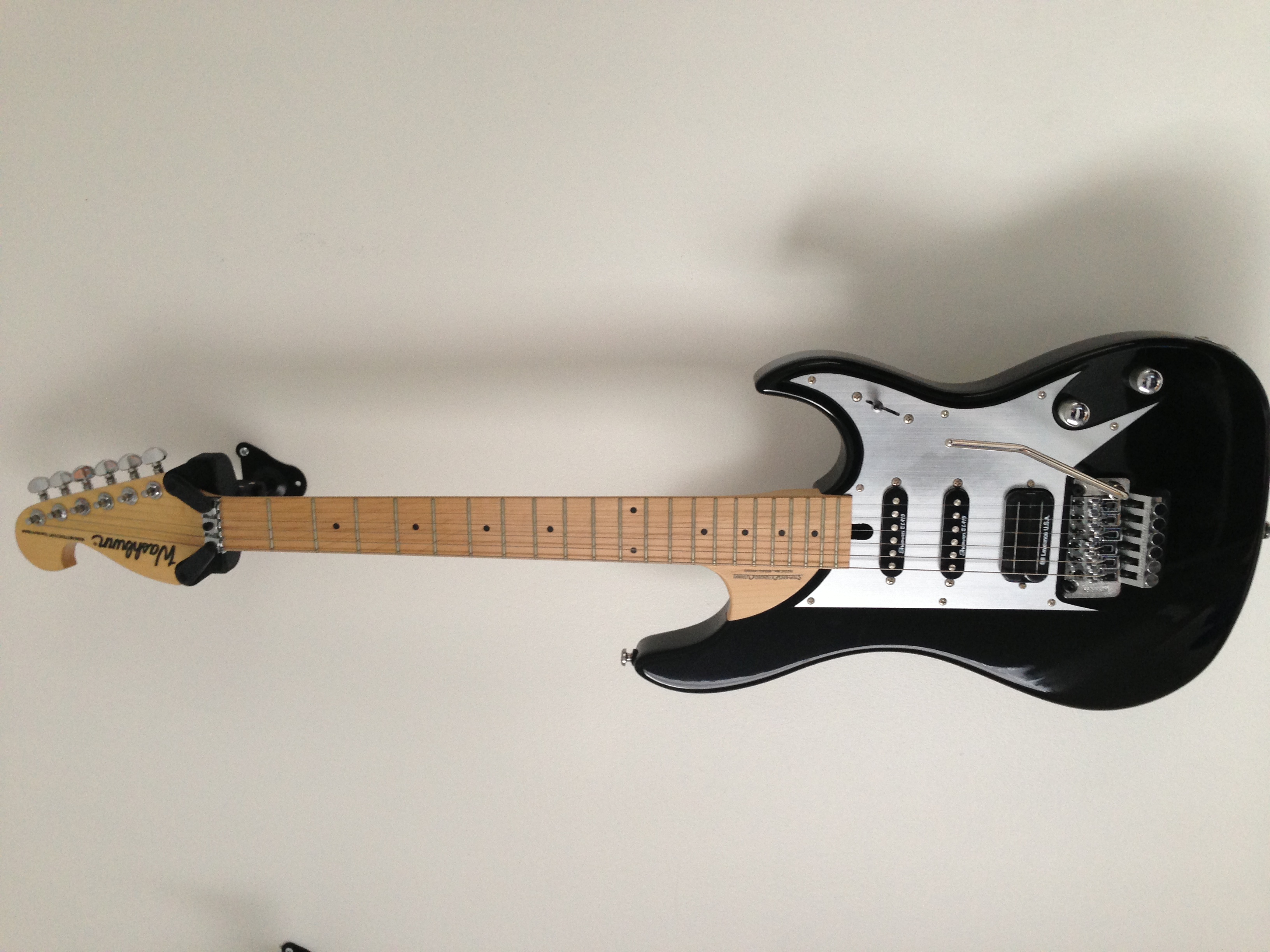 Photo Washburn N61 Washburn N61 Black (661872) Audiofanzine