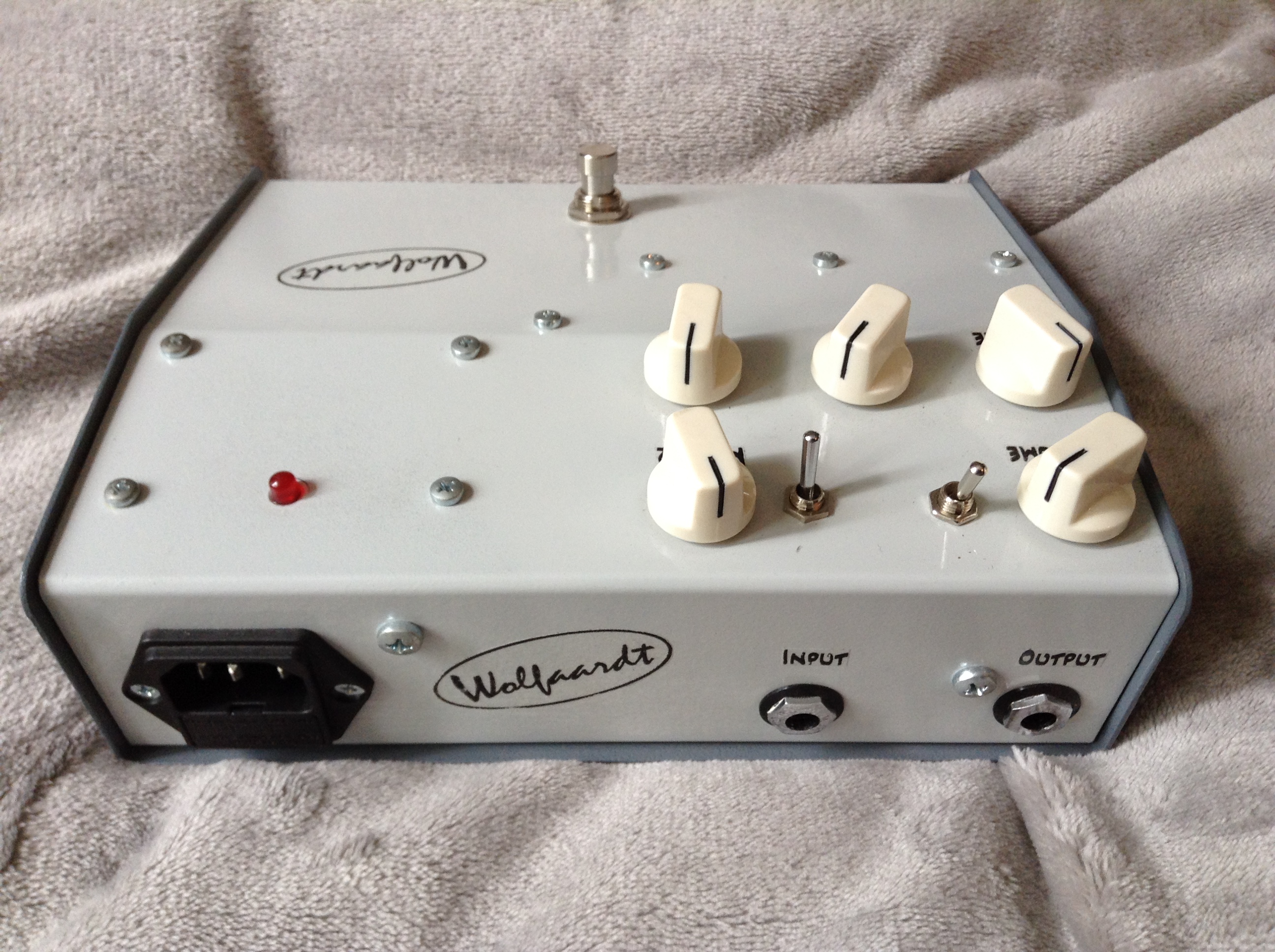 TUBE AUDIO BASS PREAMP Wolfaardt Tube Audio Bass Preamp Audiofanzine