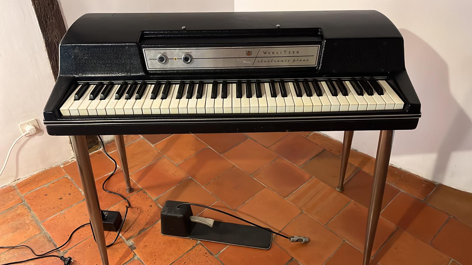 Vends wurlitzer 200 A (Pays de la Loire) - Audiofanzine