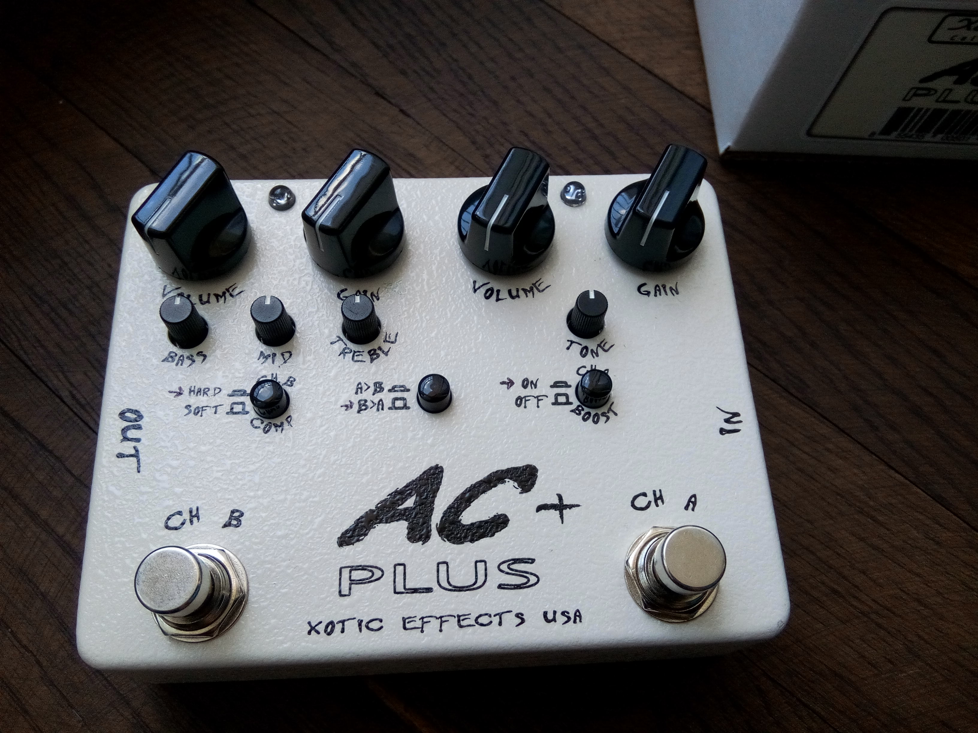 AC PLUS Xotic Effects AC Plus Audiofanzine