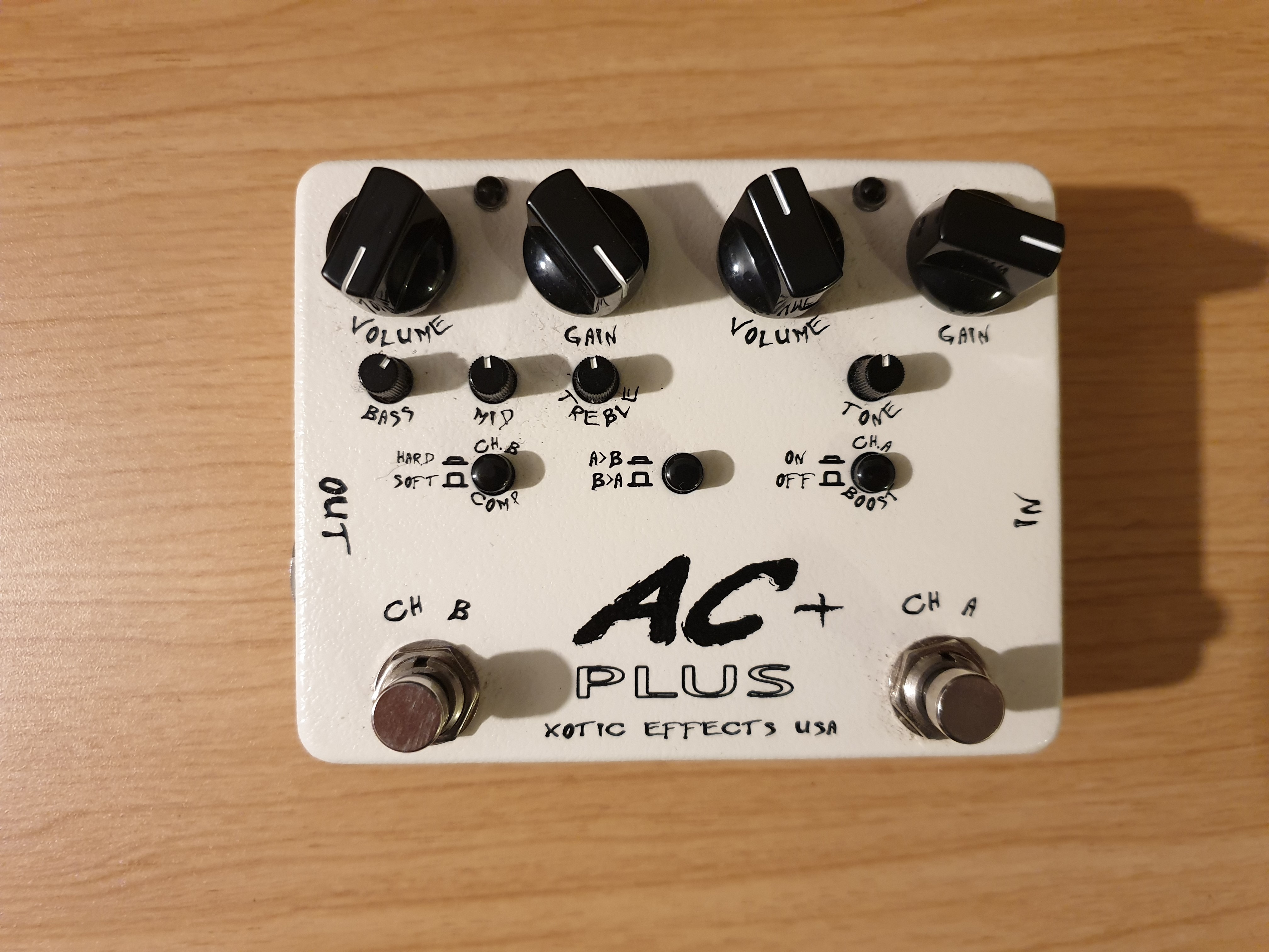 AC Plus Xotic Effects AC Plus Audiofanzine