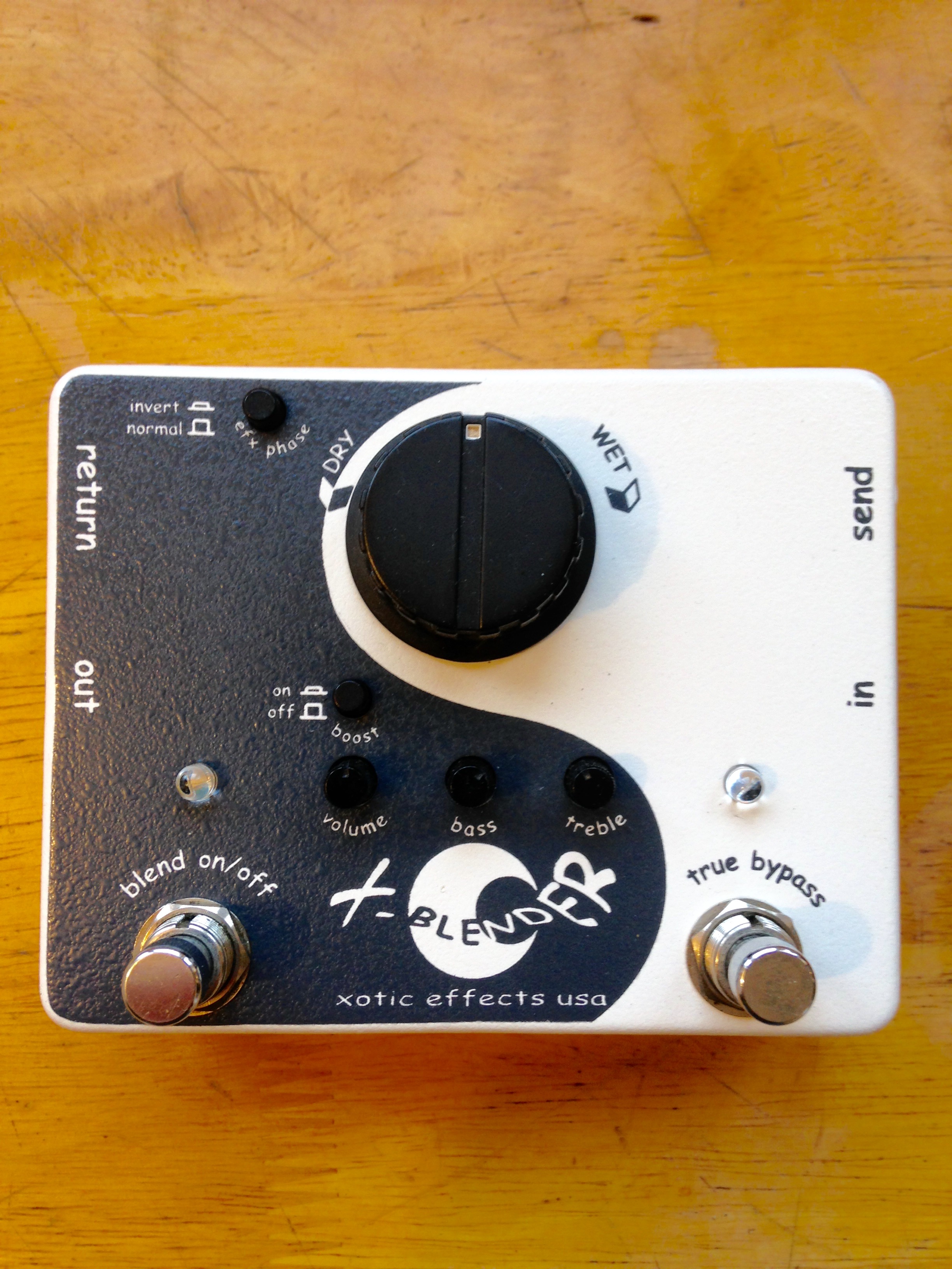 XBLENDER Xotic Effects XBlender Audiofanzine