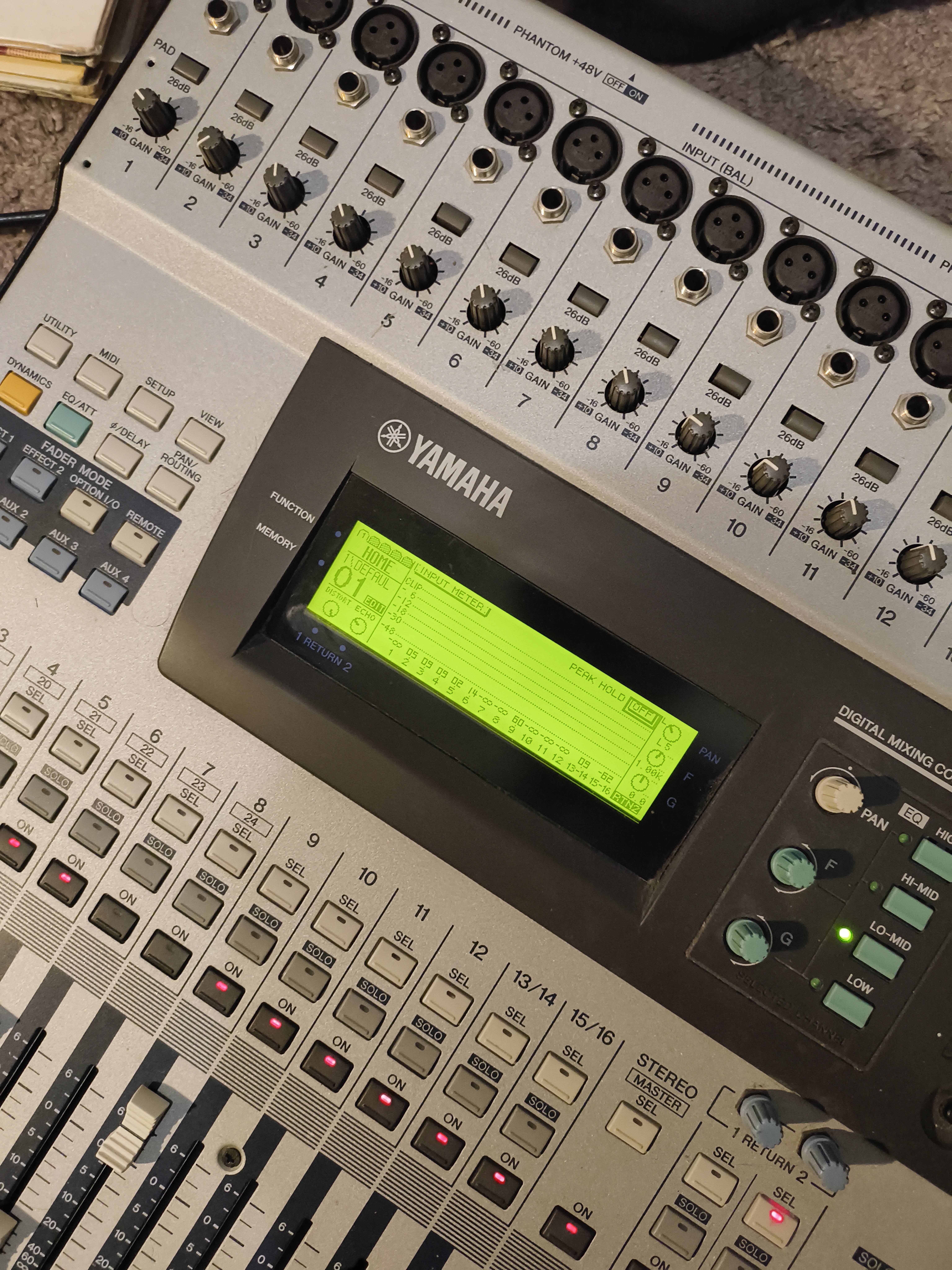 01V - Yamaha 01V - Audiofanzine