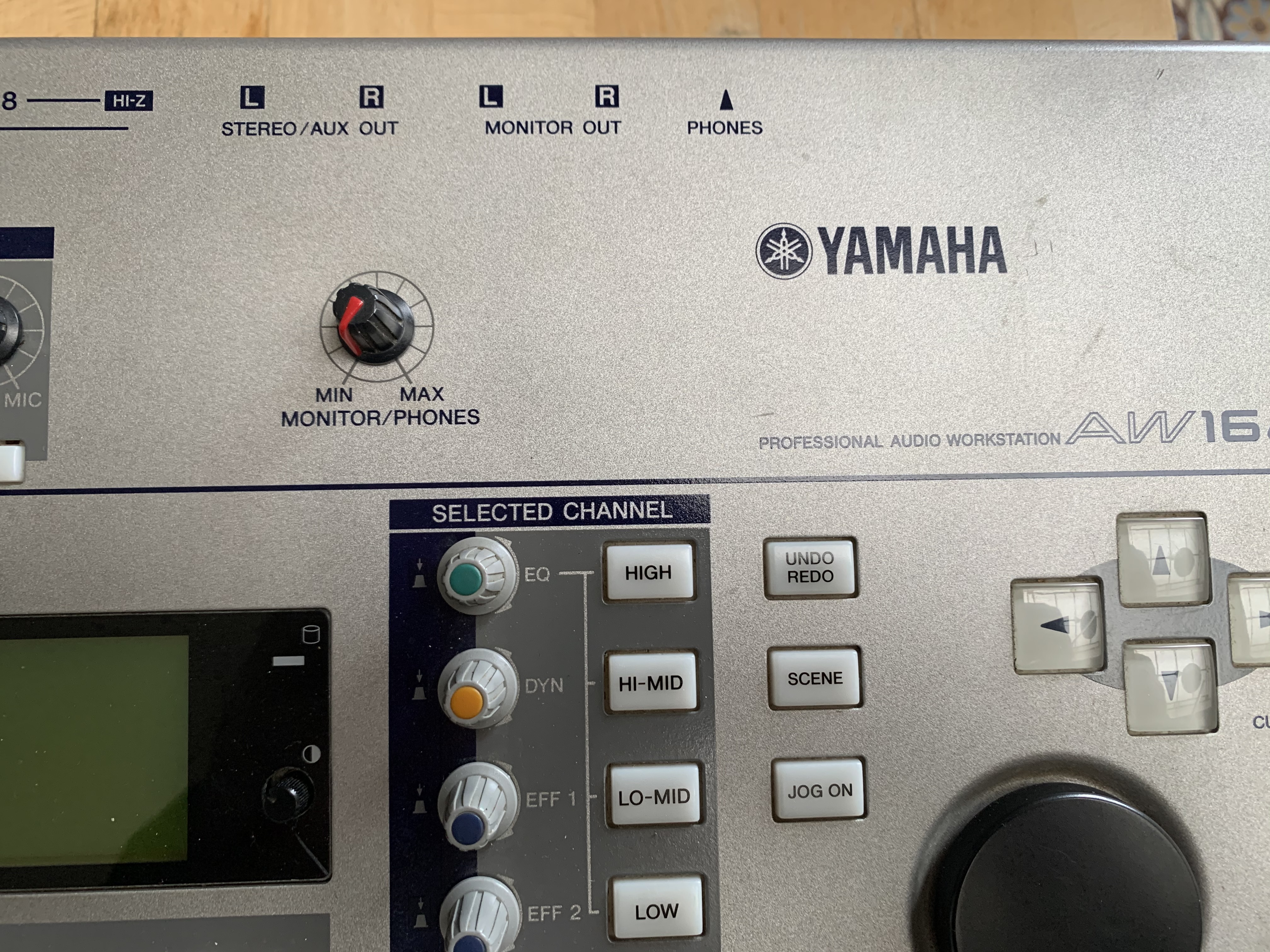 AW16G Yamaha AW16G Audiofanzine