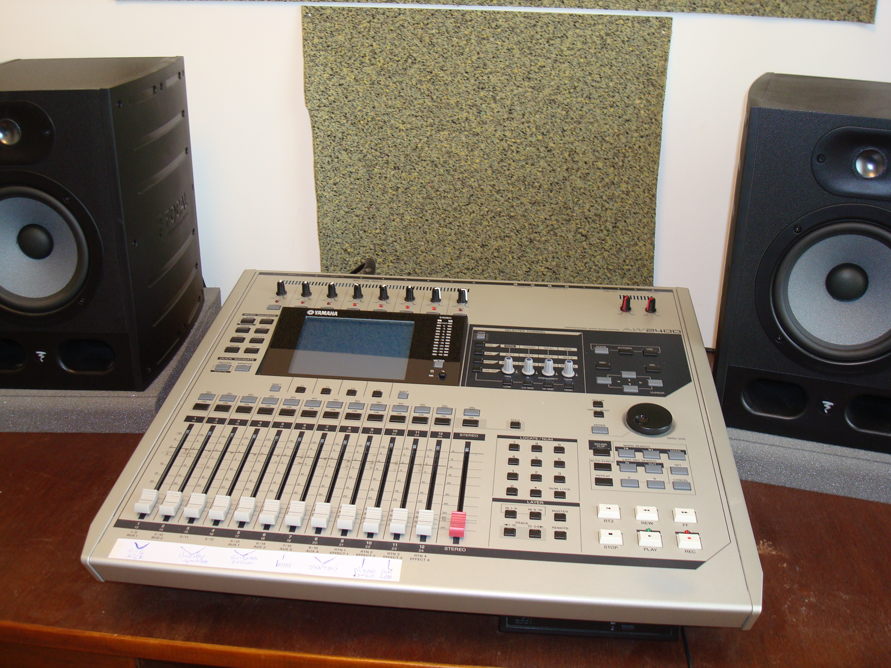 Yamaha AW2400 Audiofanzine