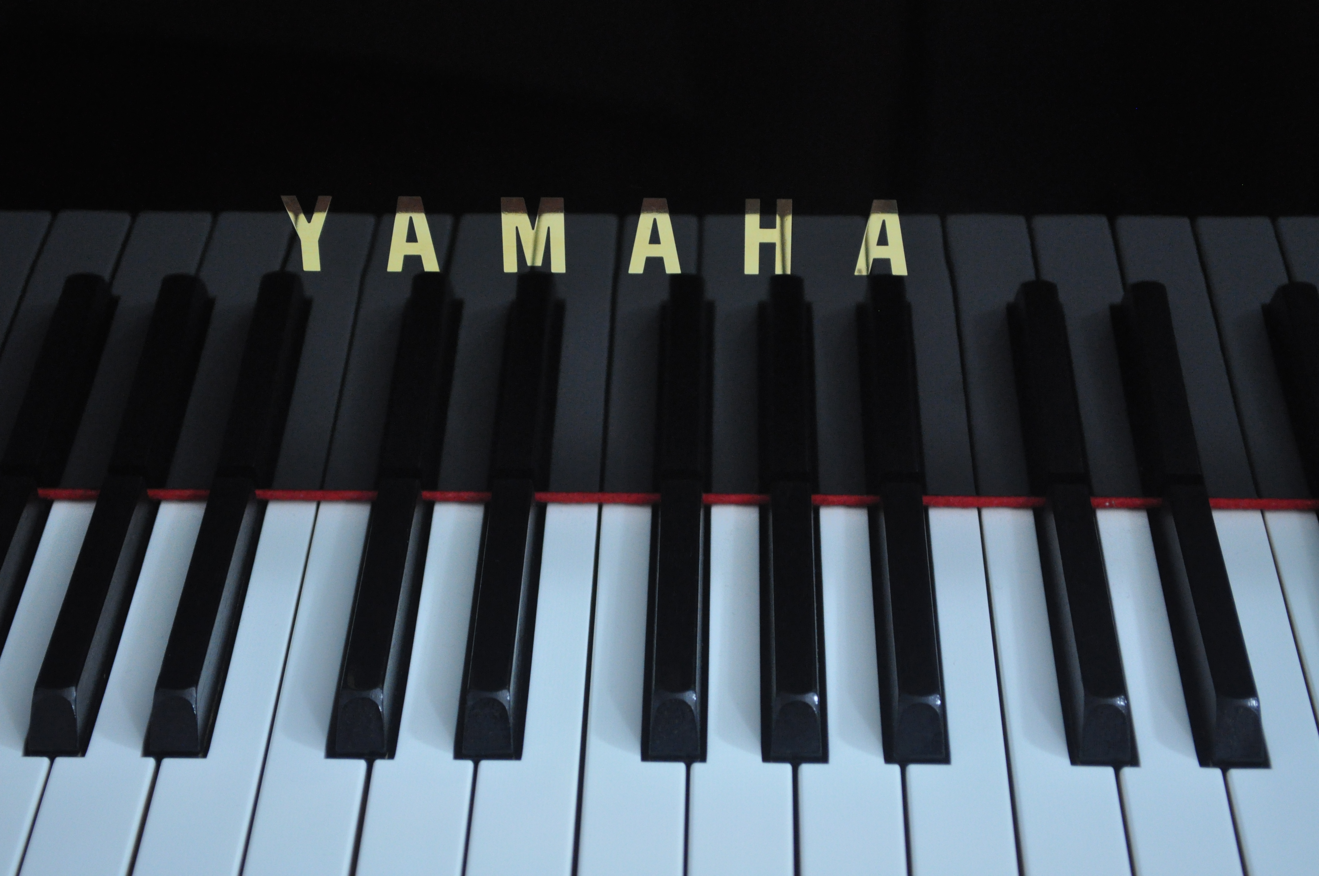photo-yamaha-c3-yamaha-c3-41723-406642-audiofanzine