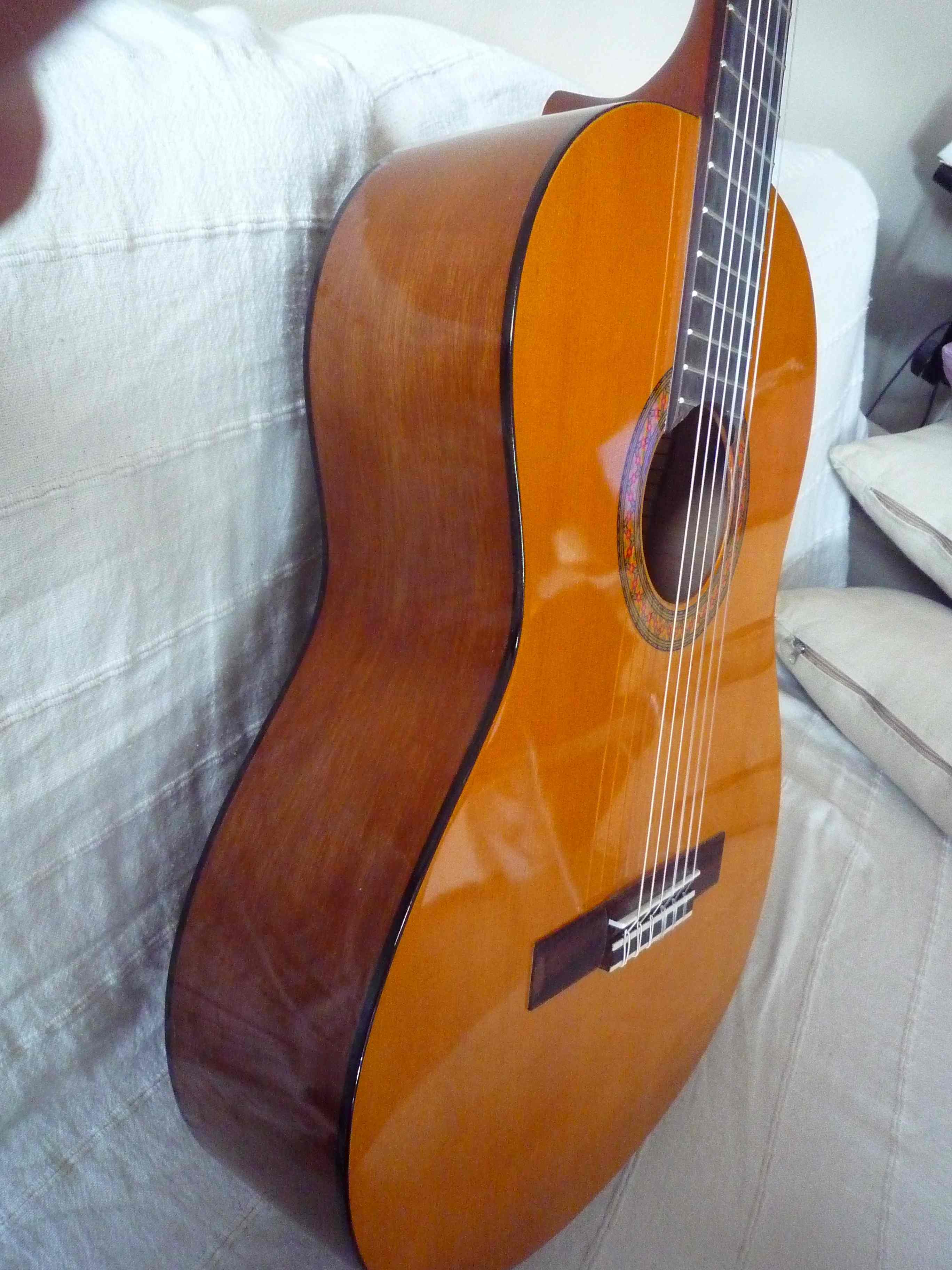 Yamaha C40 Image 698074 Audiofanzine yamaha-c40-image-698074-audiofanzine
