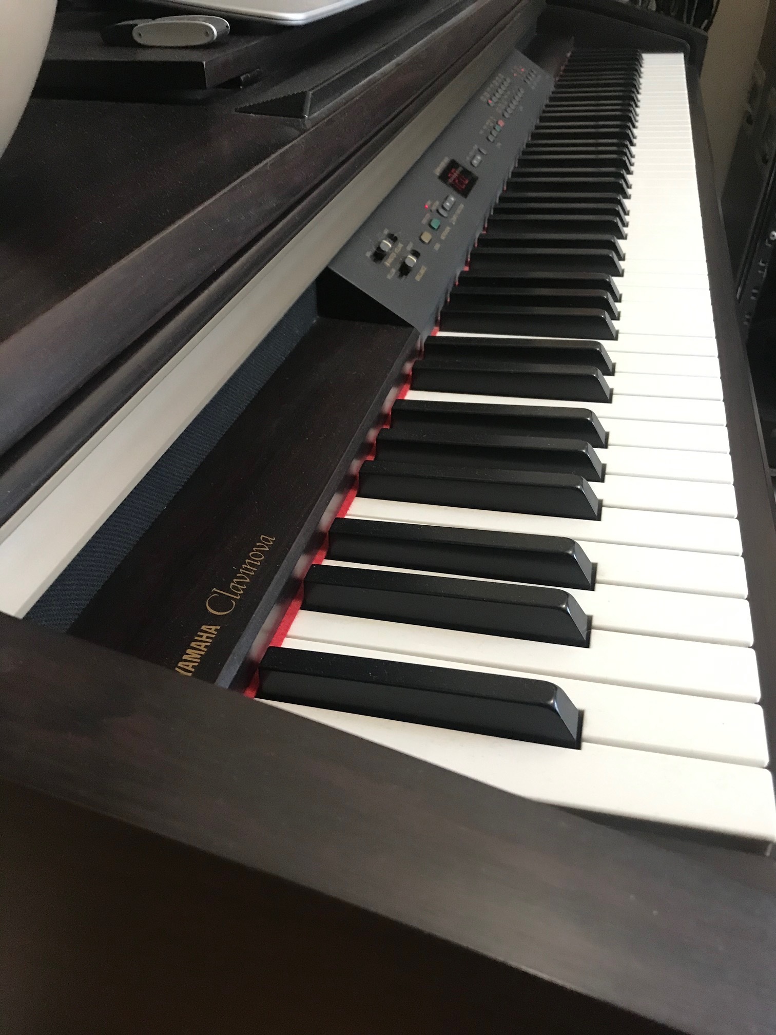 Clavinova CLP-120 - Yamaha Clavinova CLP-120 - Audiofanzine