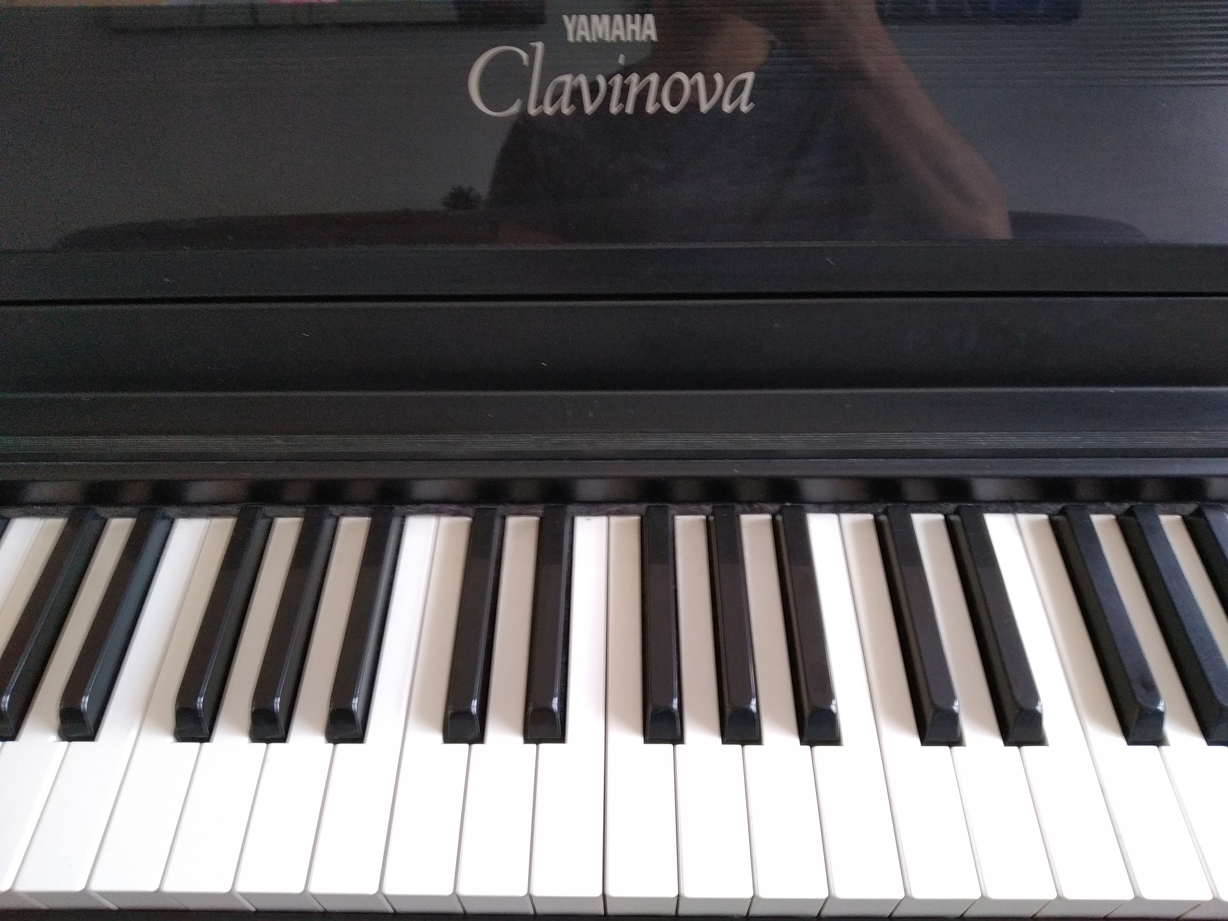 Clavinova CLP-300 - Yamaha Clavinova CLP-300 - Audiofanzine