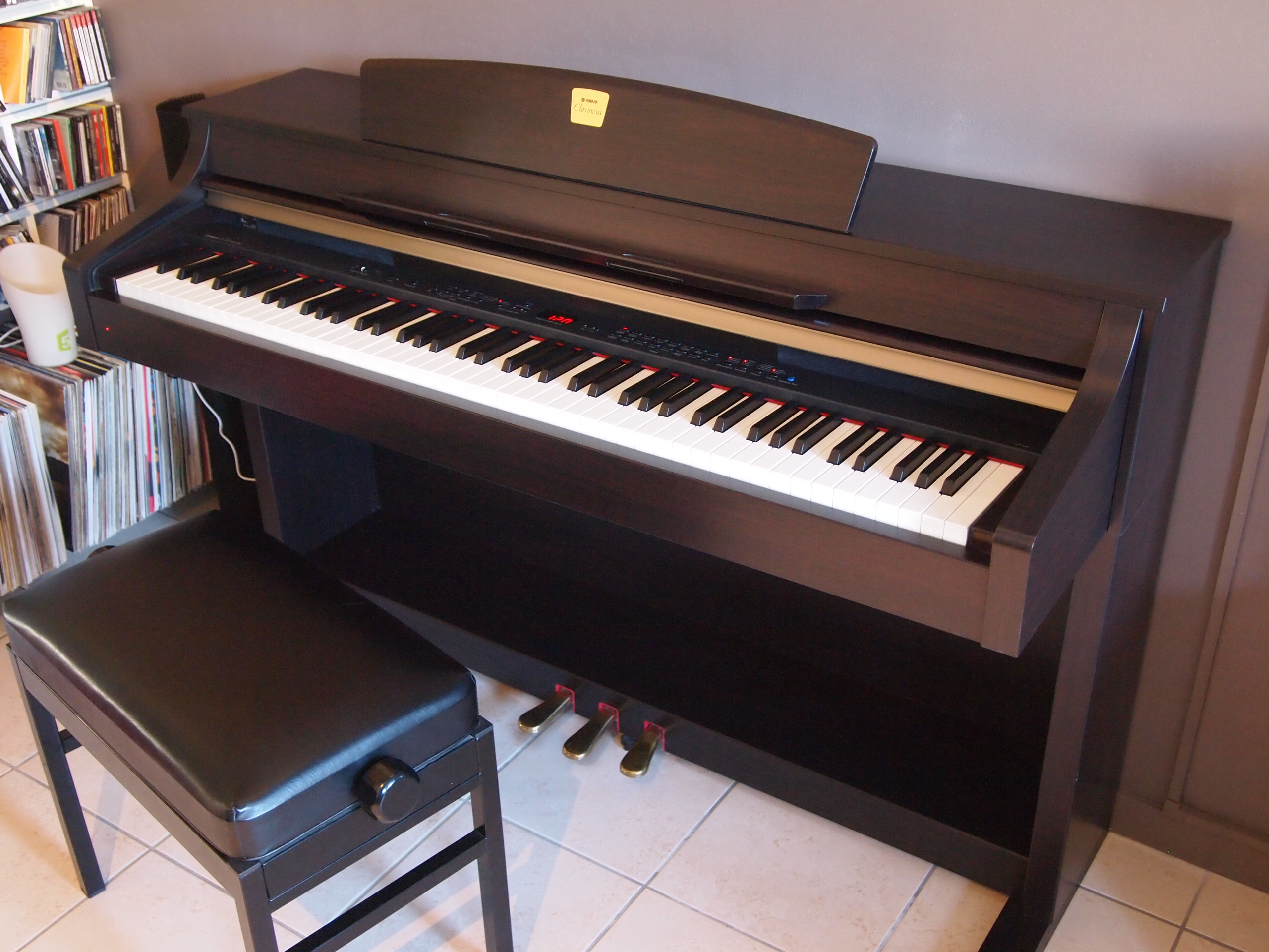 Clavinova CLP-340 - Yamaha Clavinova CLP-340 - Audiofanzine