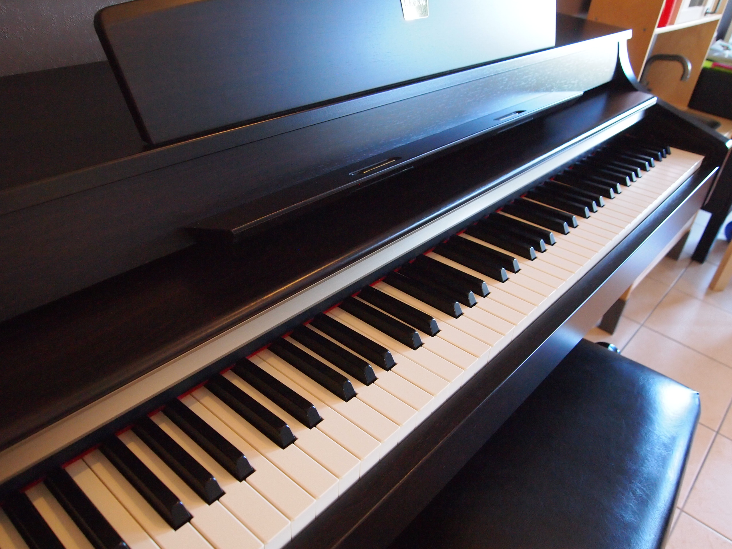 Yamaha clavinova clp 340 deals for sale