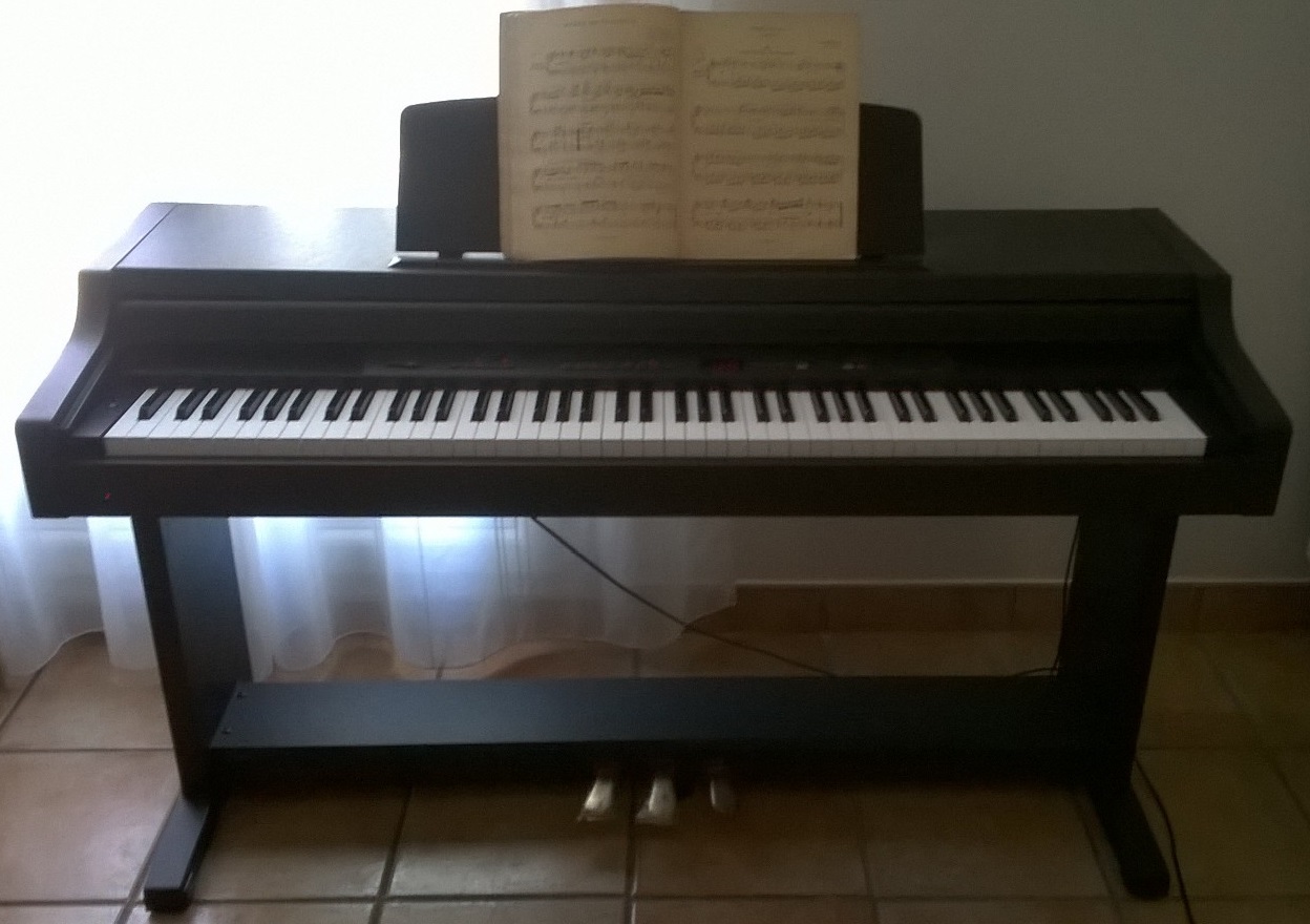 Clavinova CLP-411 - Yamaha Clavinova CLP-411 - Audiofanzine