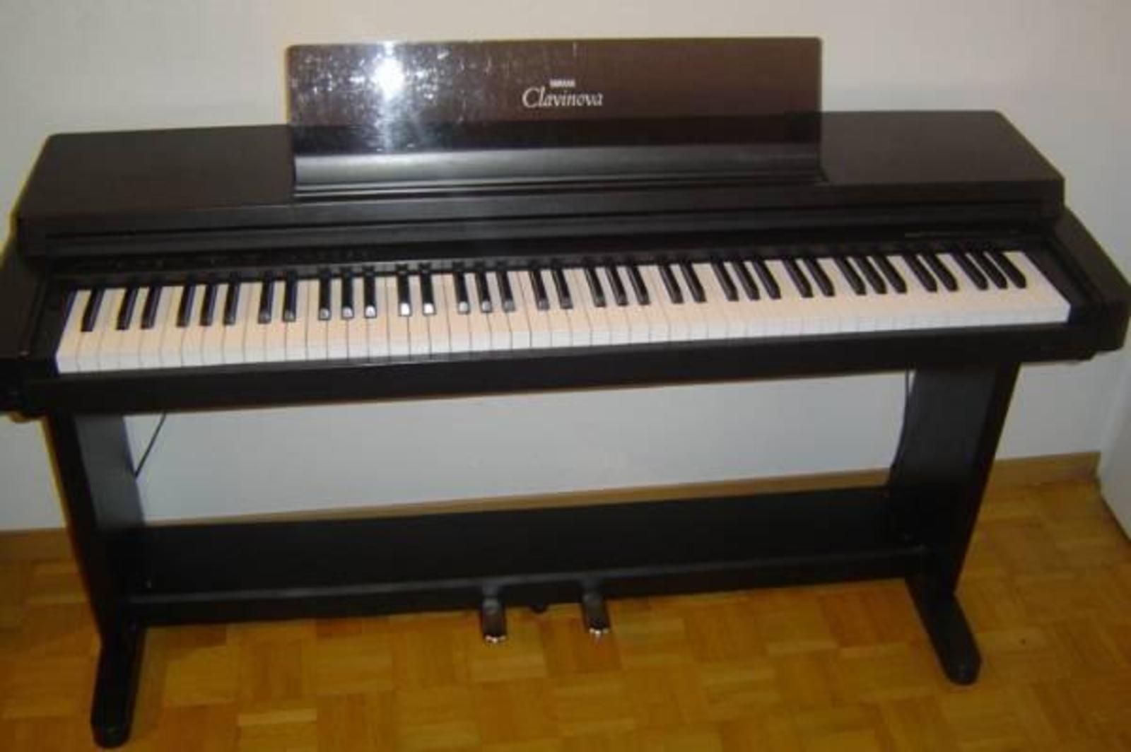 Clavinova CLP550 Yamaha Clavinova CLP550 Audiofanzine