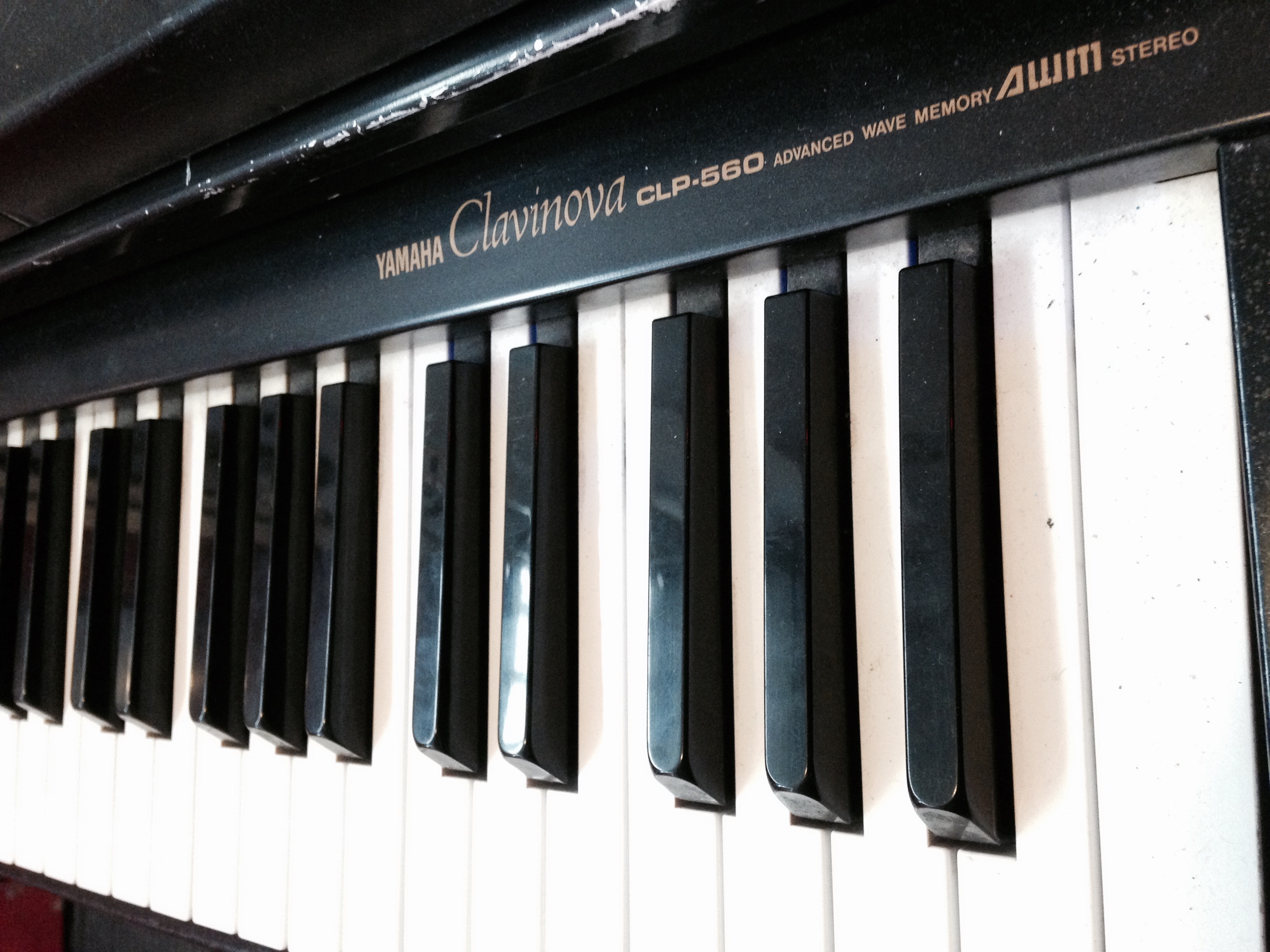 Clavinova CLP560 Yamaha Clavinova CLP560 Audiofanzine