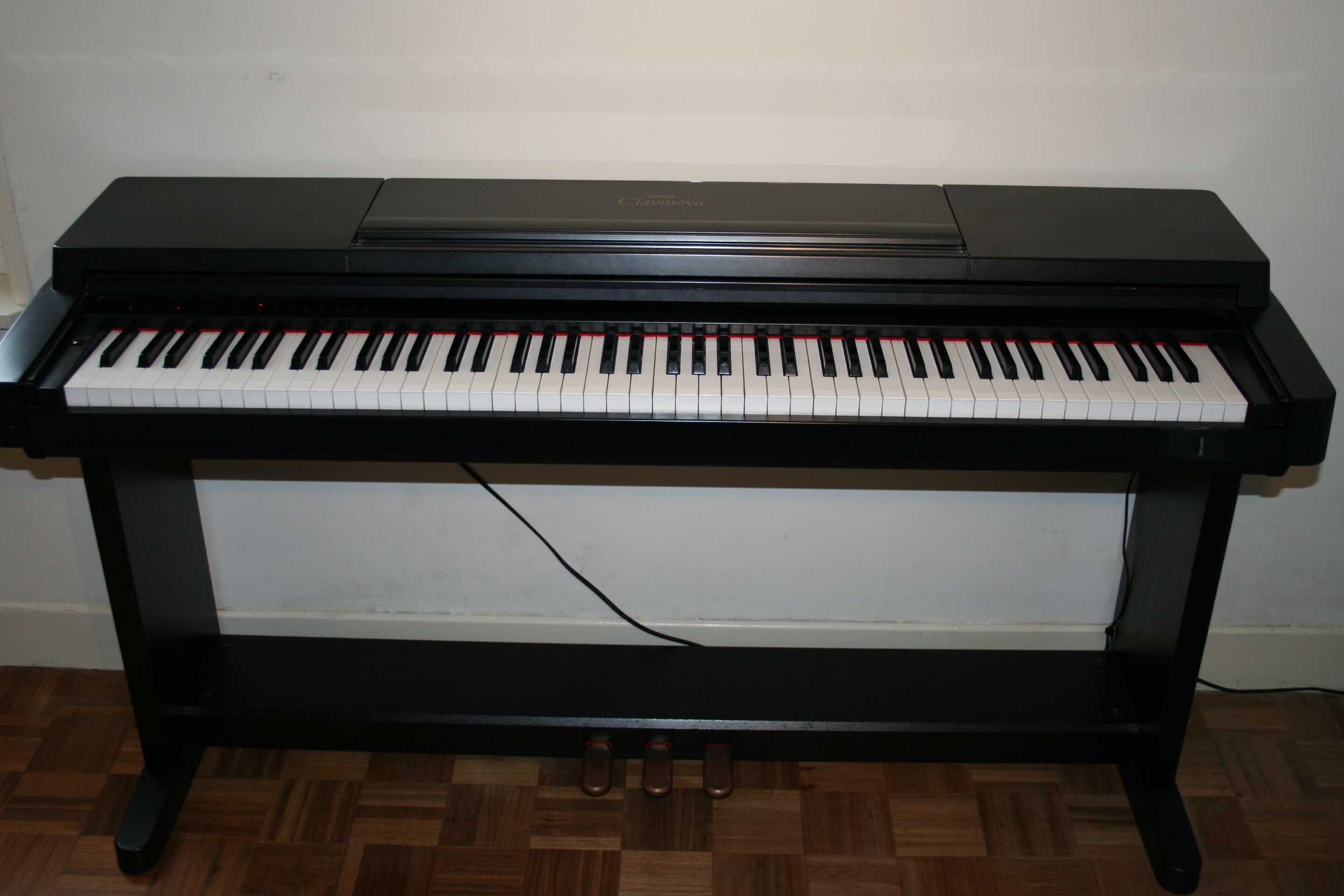 Clavinova CLP560 Yamaha Clavinova CLP560 Audiofanzine