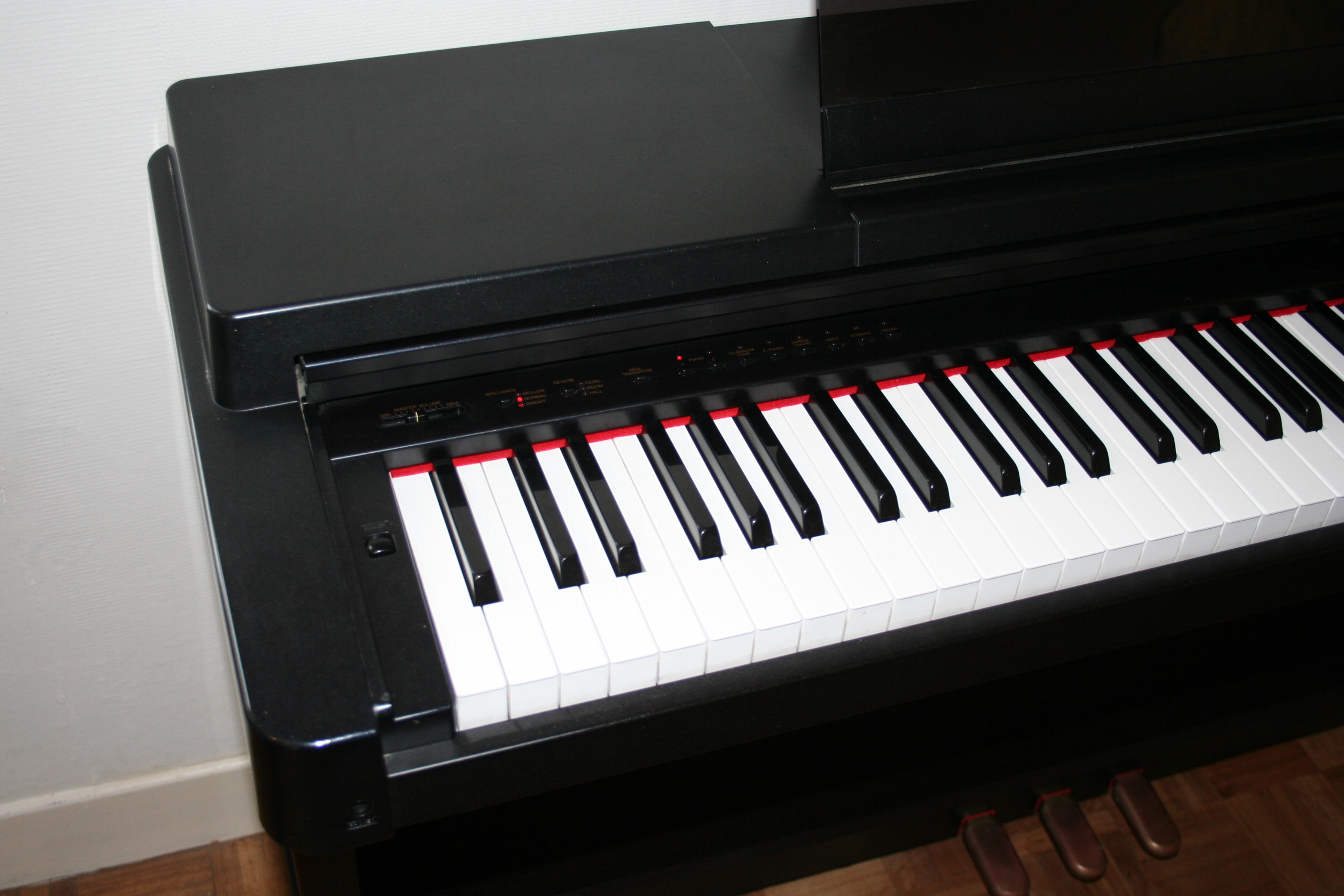 Clavinova CLP560 Yamaha Clavinova CLP560 Audiofanzine