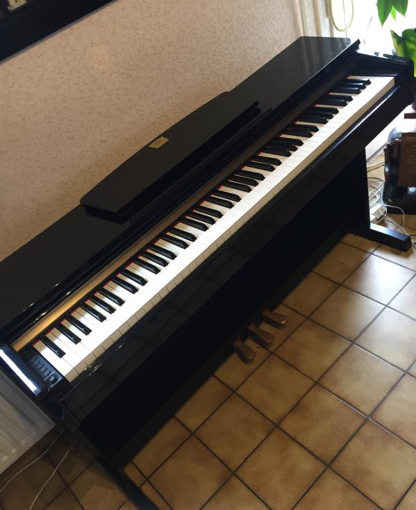 Yamaha CLP320 image (1788260) Audiofanzine