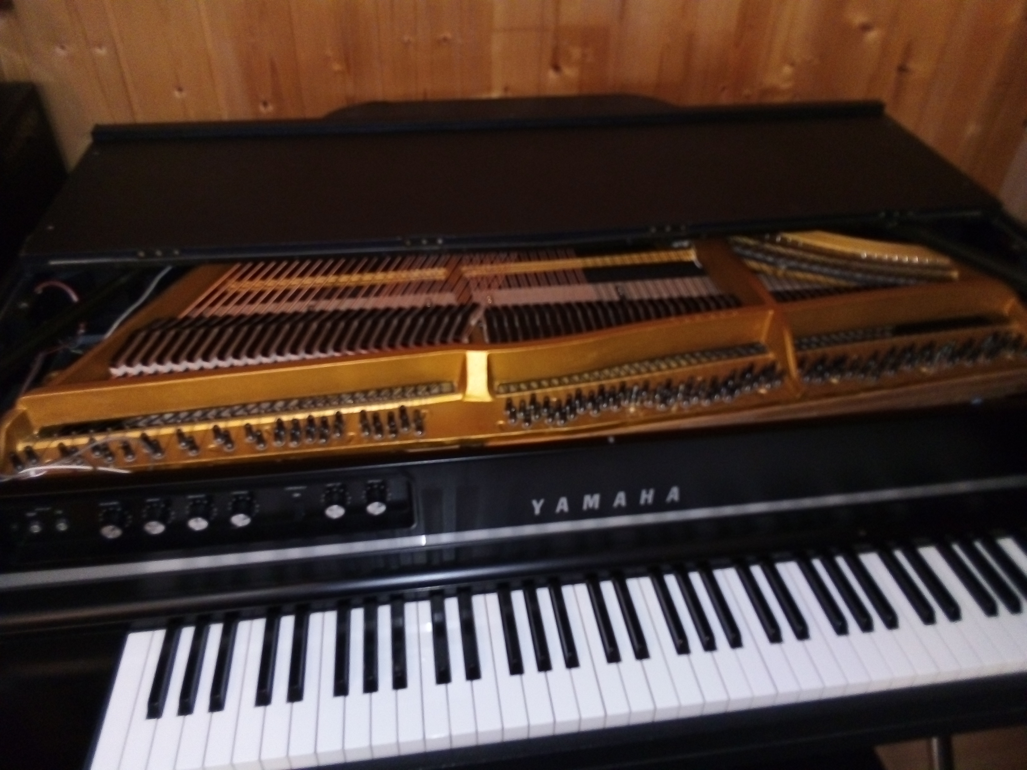 CP 70 Yamaha CP 70 Audiofanzine