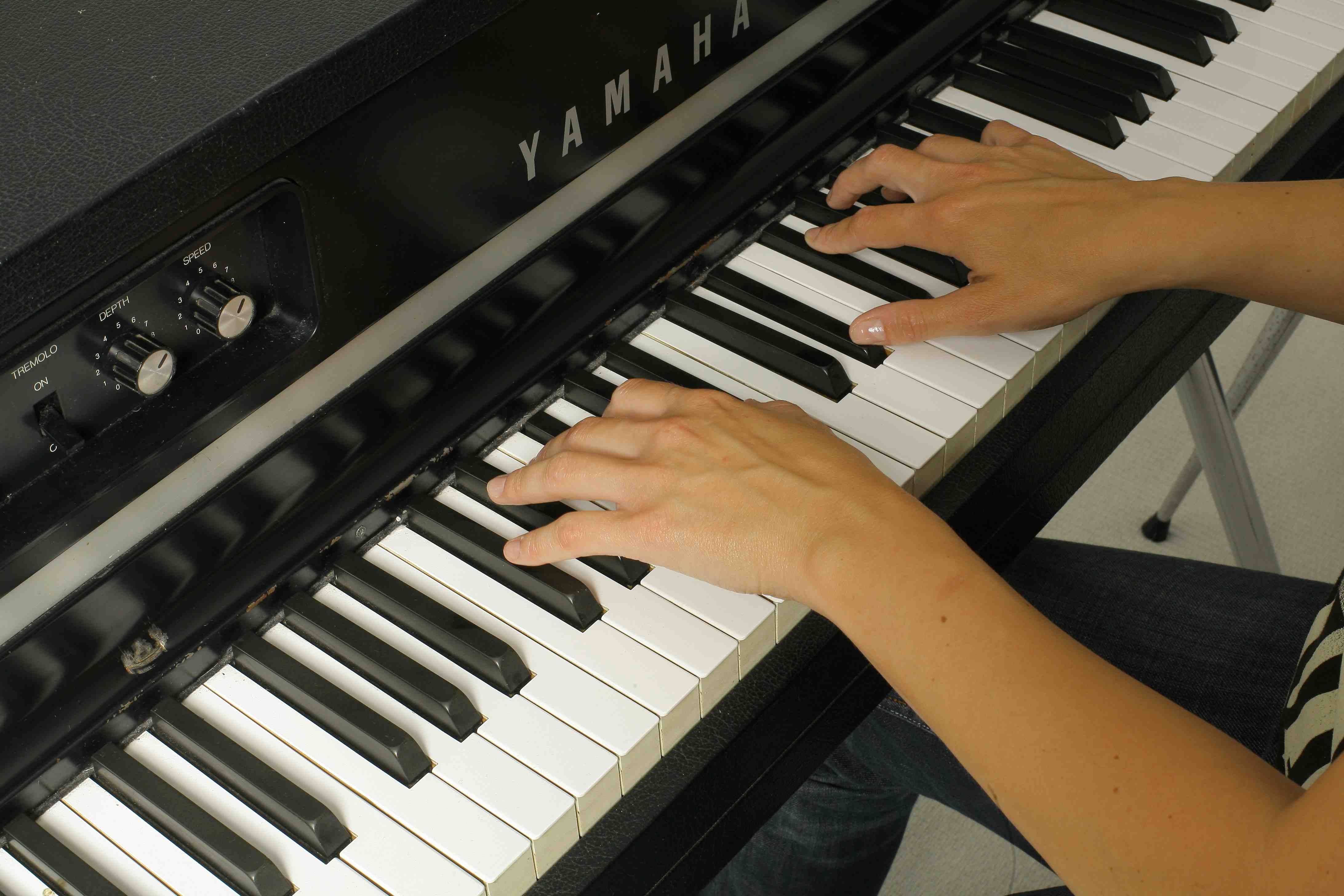 Photo Yamaha CP 70 Yamaha CP 70 29430 352922 Audiofanzine photo-yamaha-cp-70-yamaha-cp-70-29430-352922-audiofanzine