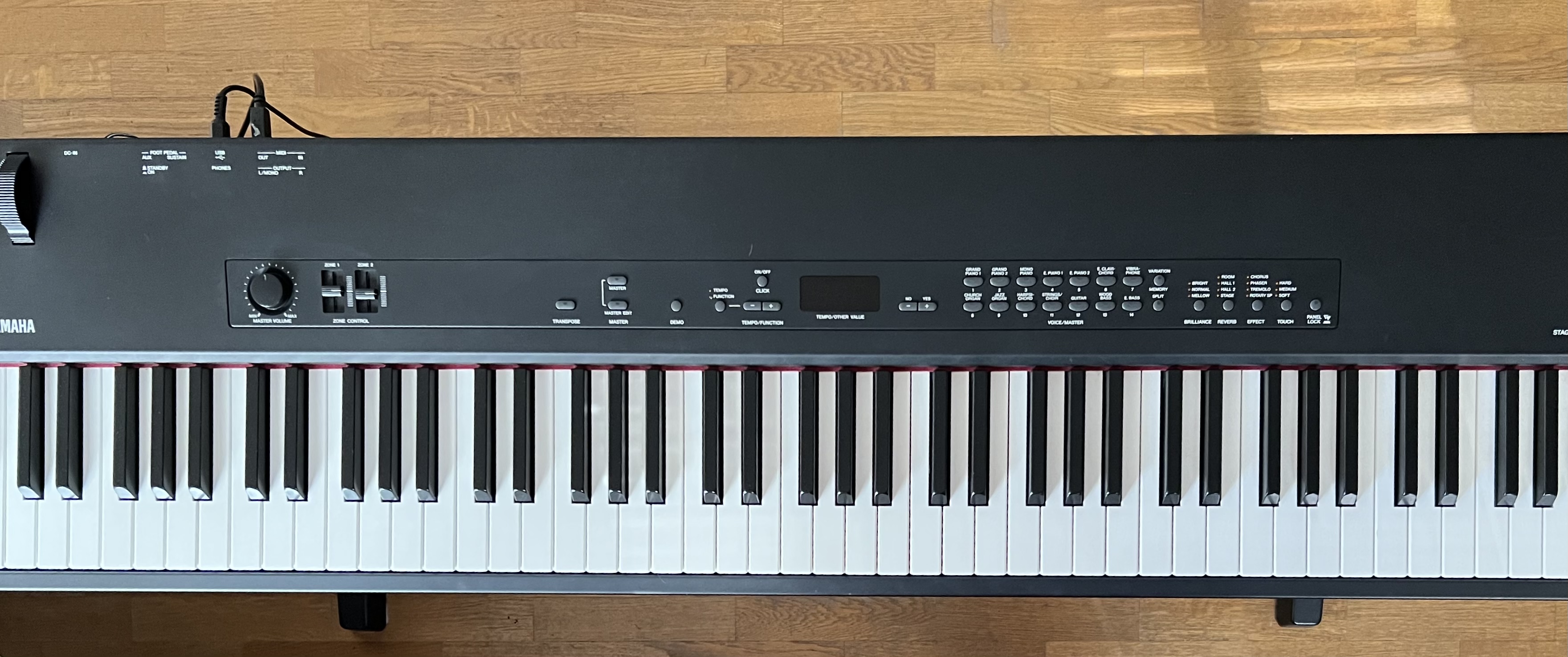 yamaha cp33 weight