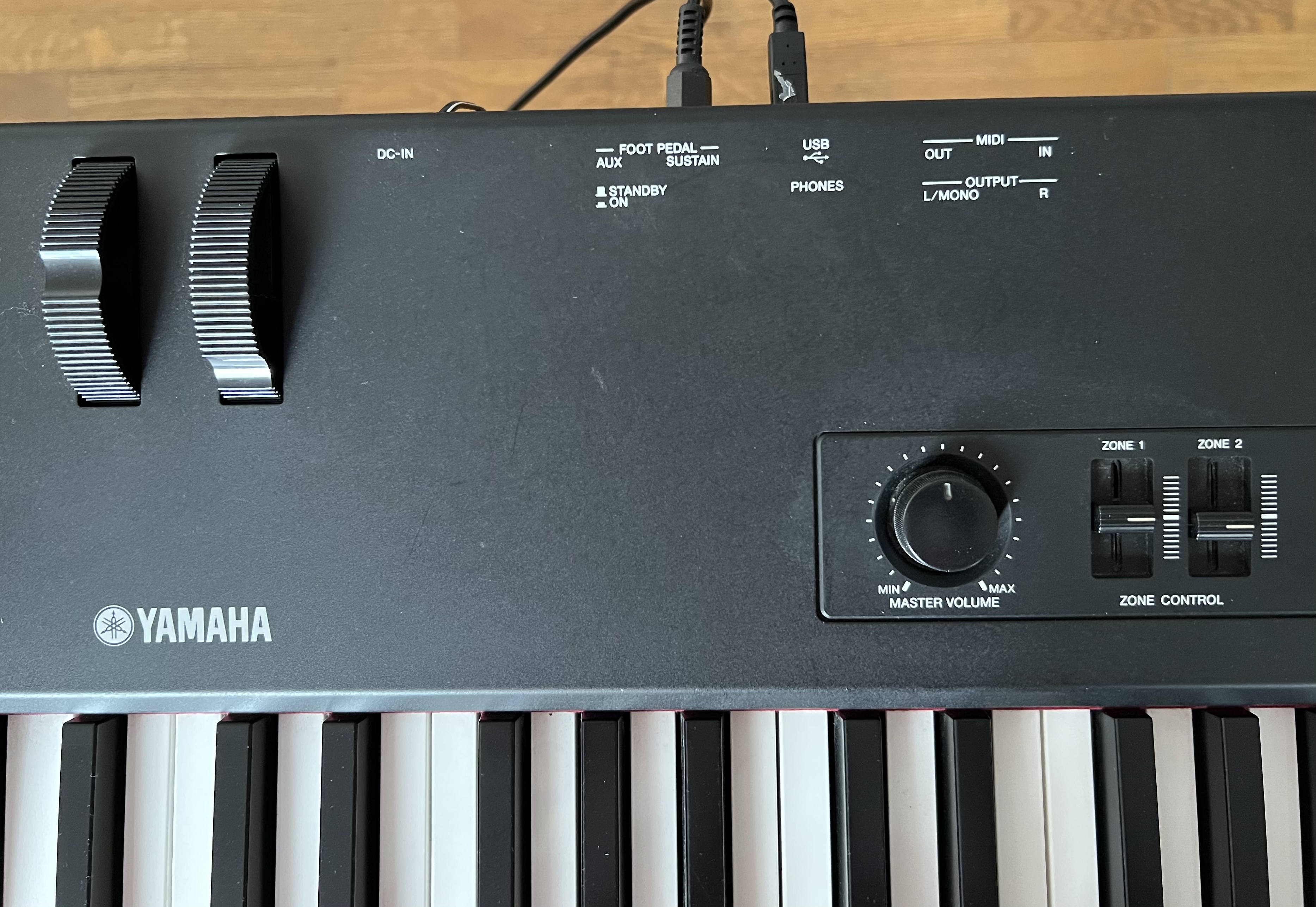 yamaha cp33 midi