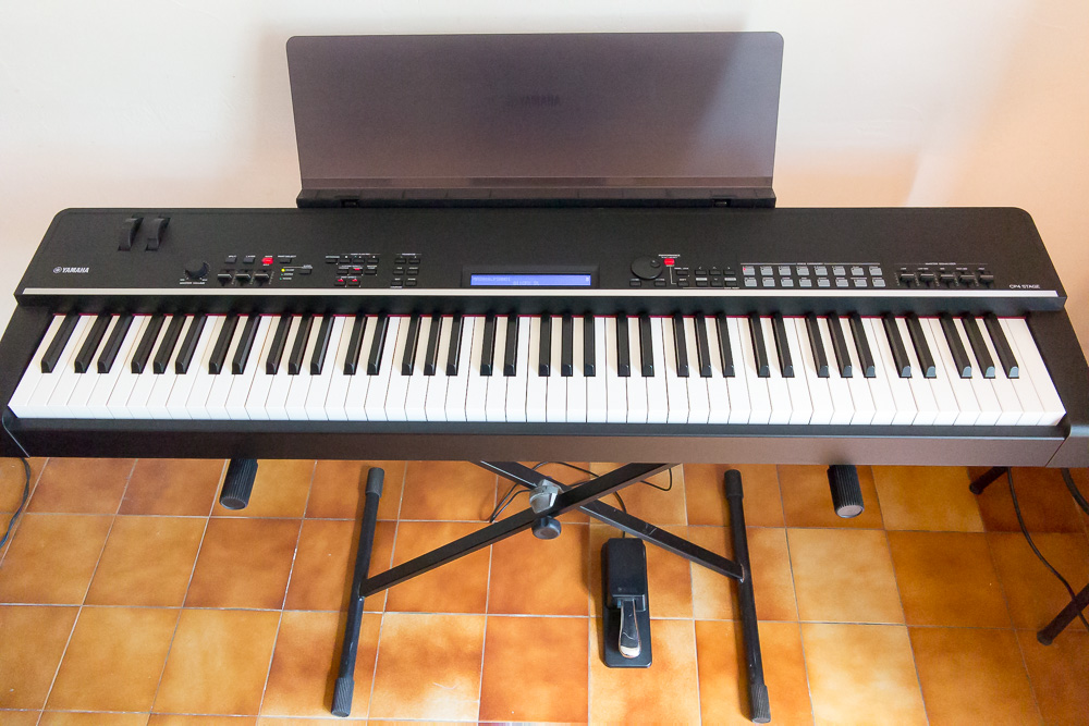 Photo Yamaha CP4 Stage : Yamaha CP4 Stage (49132) (#1847560) - Audiofanzine