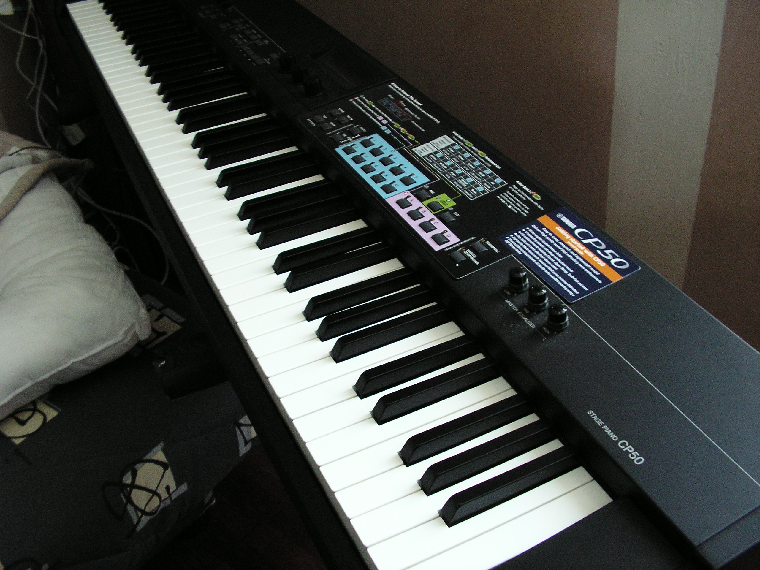 Photo Yamaha CP50 : Yamaha CP50 (39378) (#1541684) - Audiofanzine