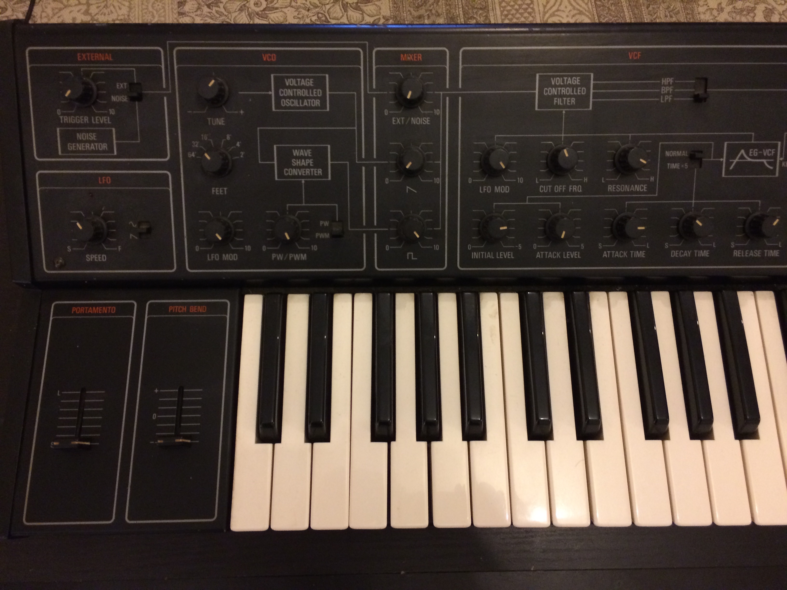 CS10 - Yamaha CS10 - Audiofanzine