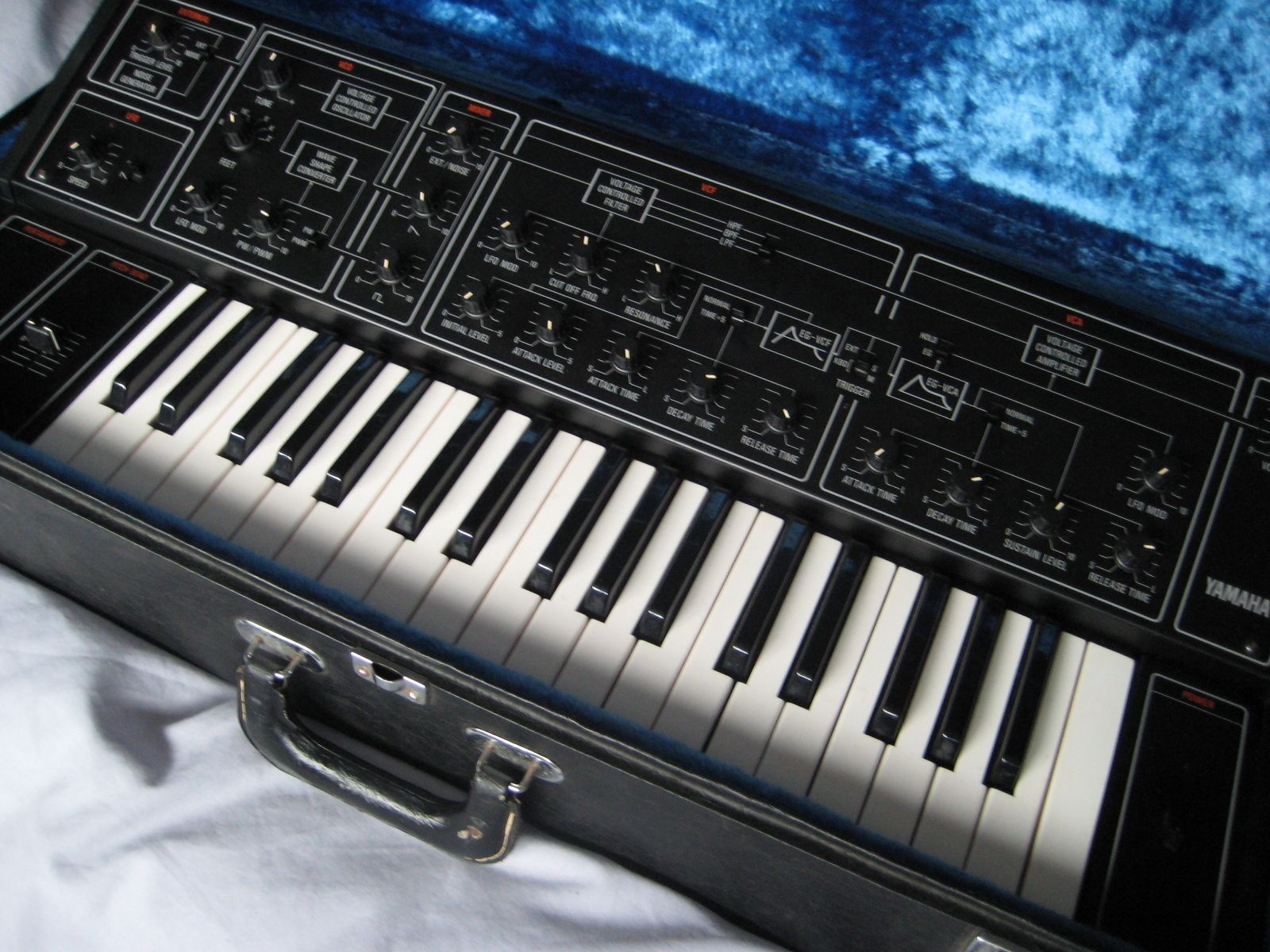 Photo Yamaha CS10 : Yamaha CS10 (63728) (#8567) - Audiofanzine