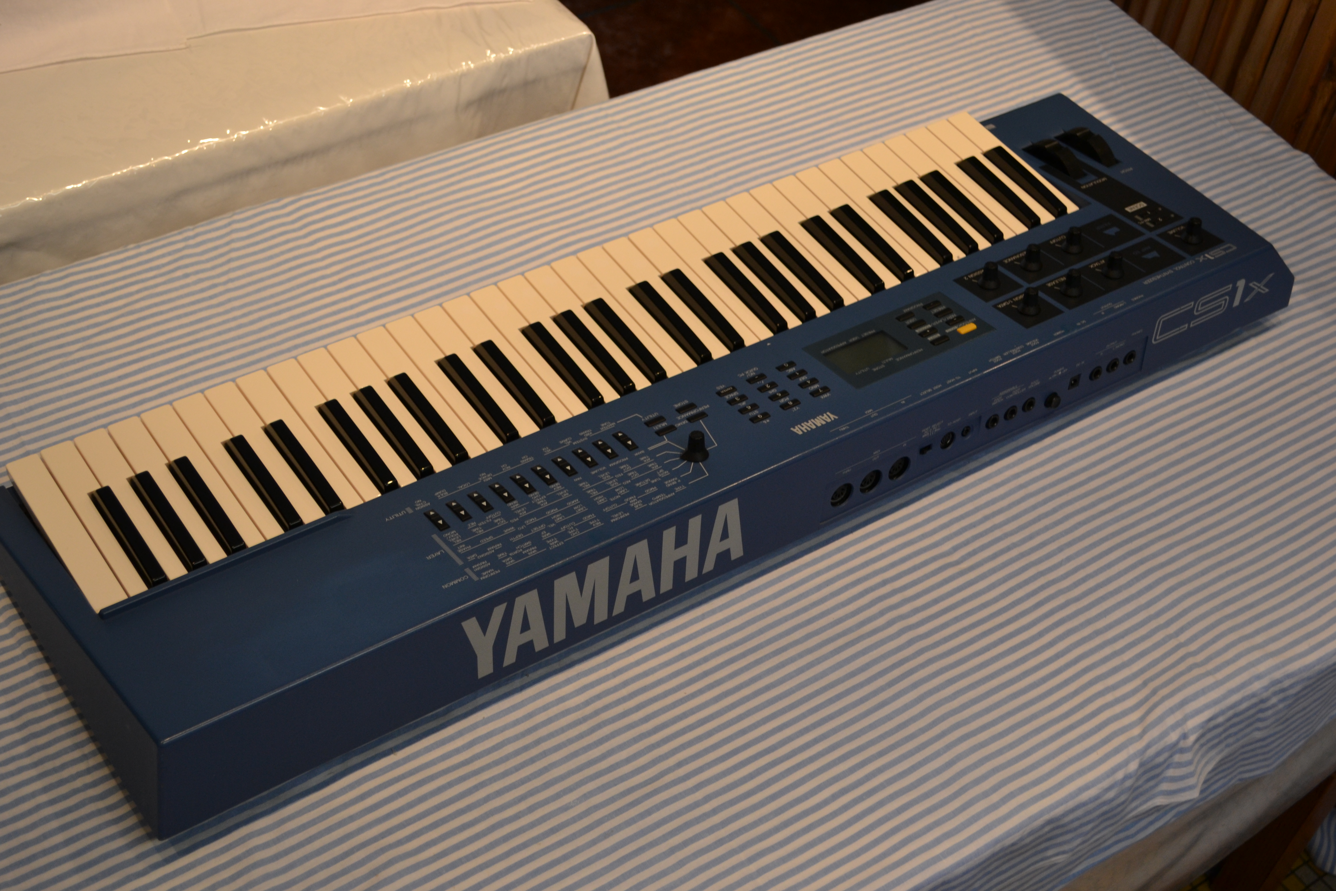 Photo Yamaha CS1X Yamaha CS1X (19699) (550960) Audiofanzine