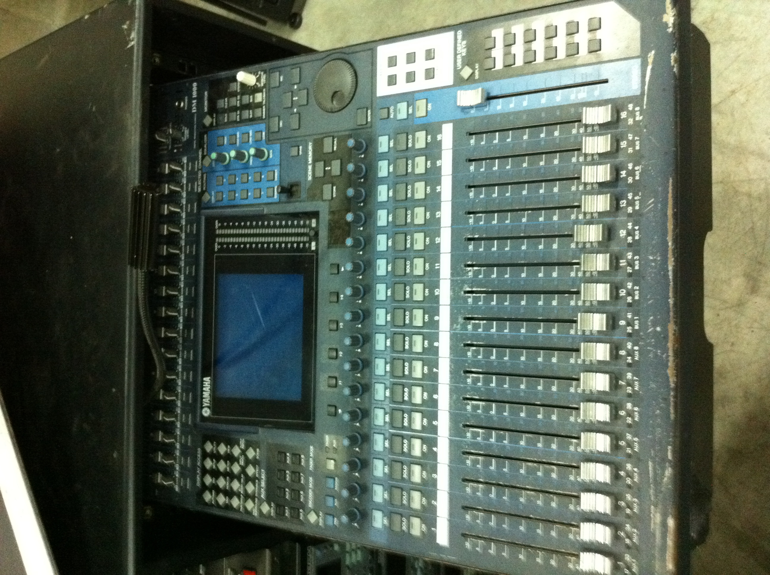 Yamaha DM1000 image (305431) Audiofanzine