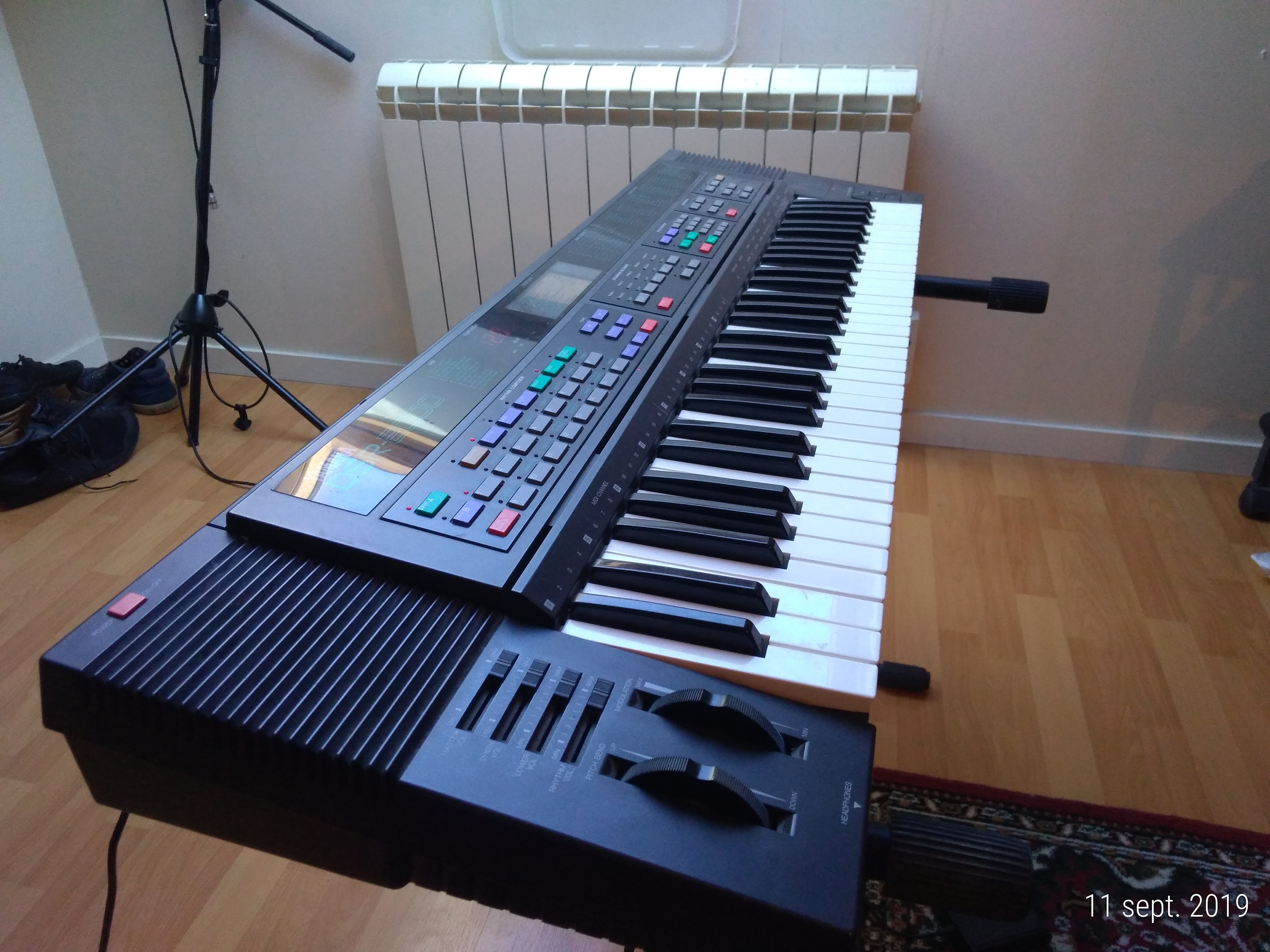 DSR 2000 - Yamaha DSR 2000 - Audiofanzine